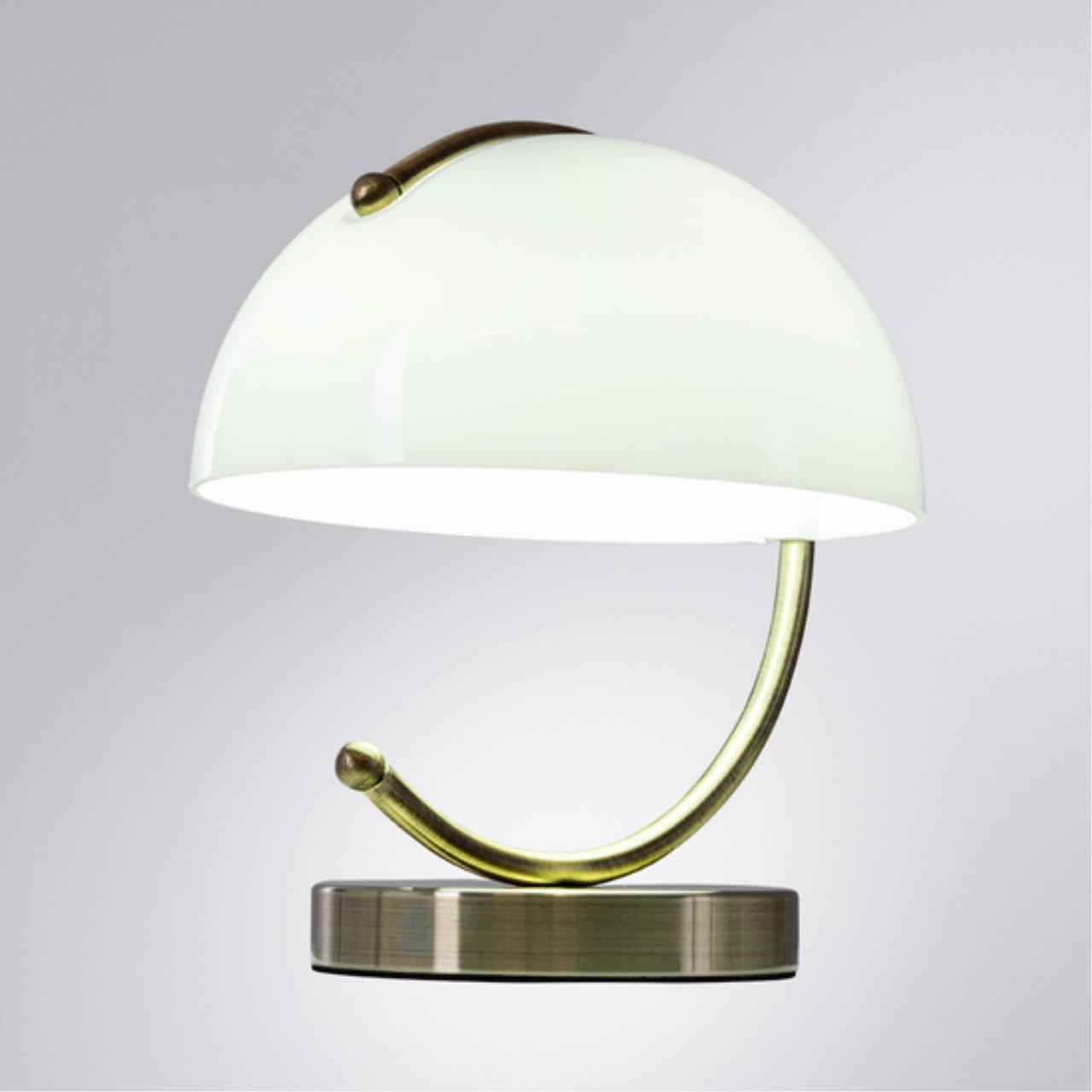 картинка Настольный светильник Arte Lamp BANKER A5041LT-1AB от магазина pro-decor.kz