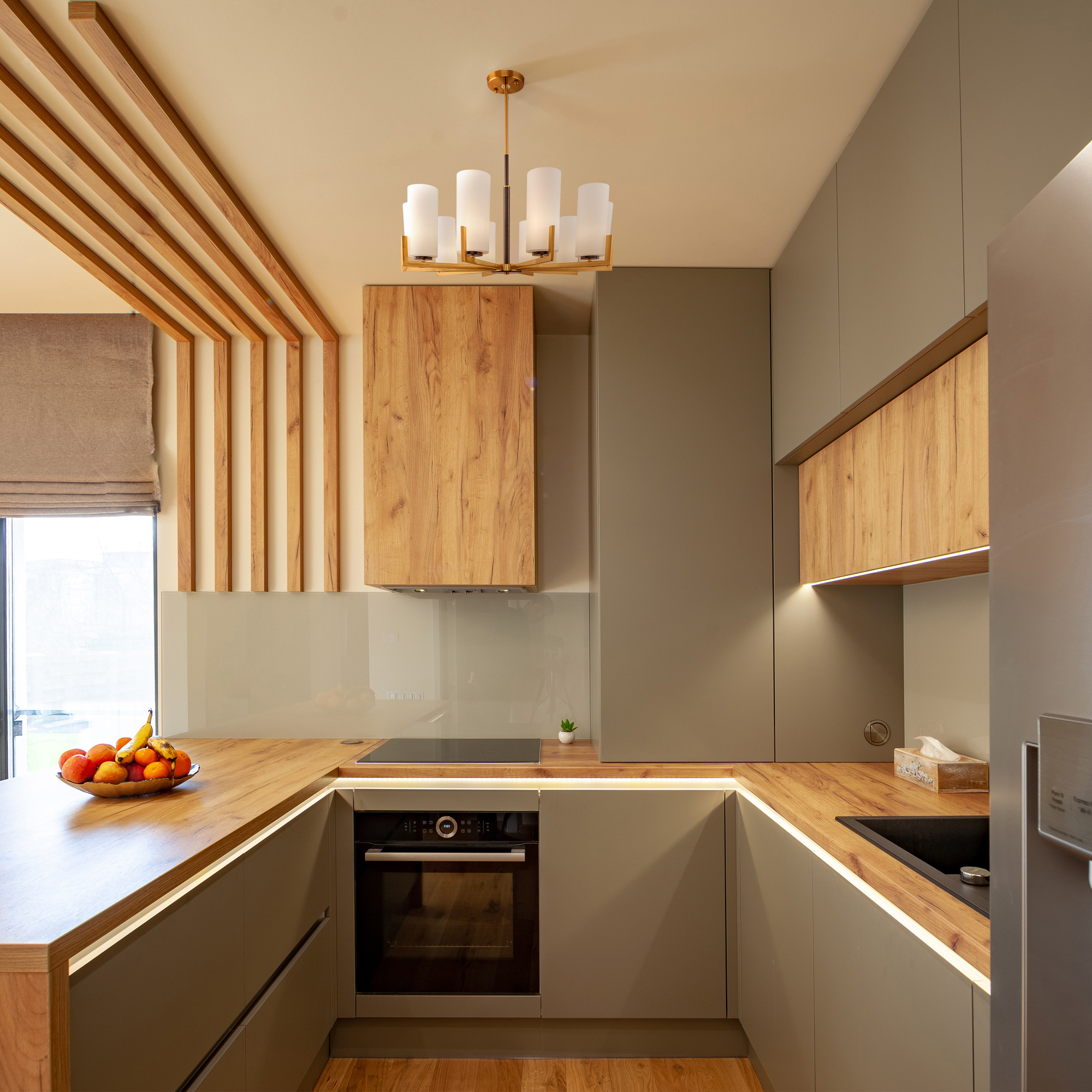 картинка Подвесная люстра Maytoni Fortano MOD089PL-10BS магазин pro-decor.kz являющийся официальным дистрибьютором в Казахстане картинка Подвесная люстра Maytoni Fortano MOD089PL-10BS от магазина pro-decor.kz