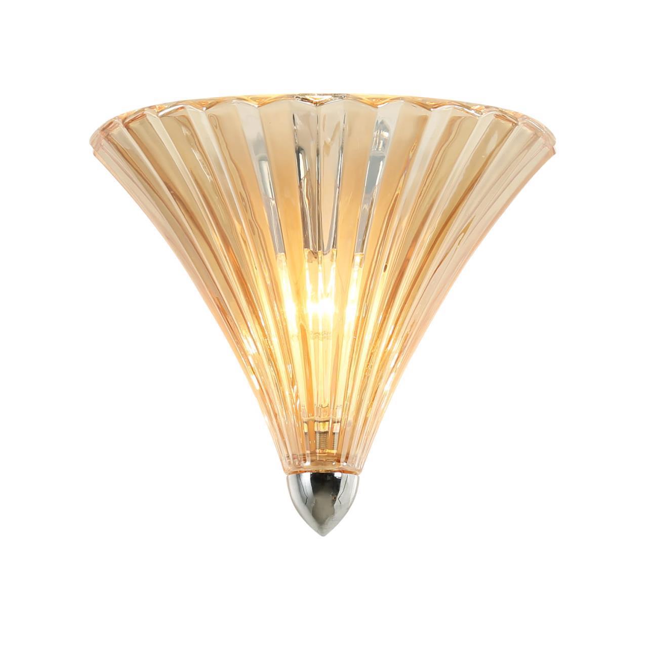 картинка Настенный светильник Favourite Iris 1697-1W от магазина pro-decor.kz