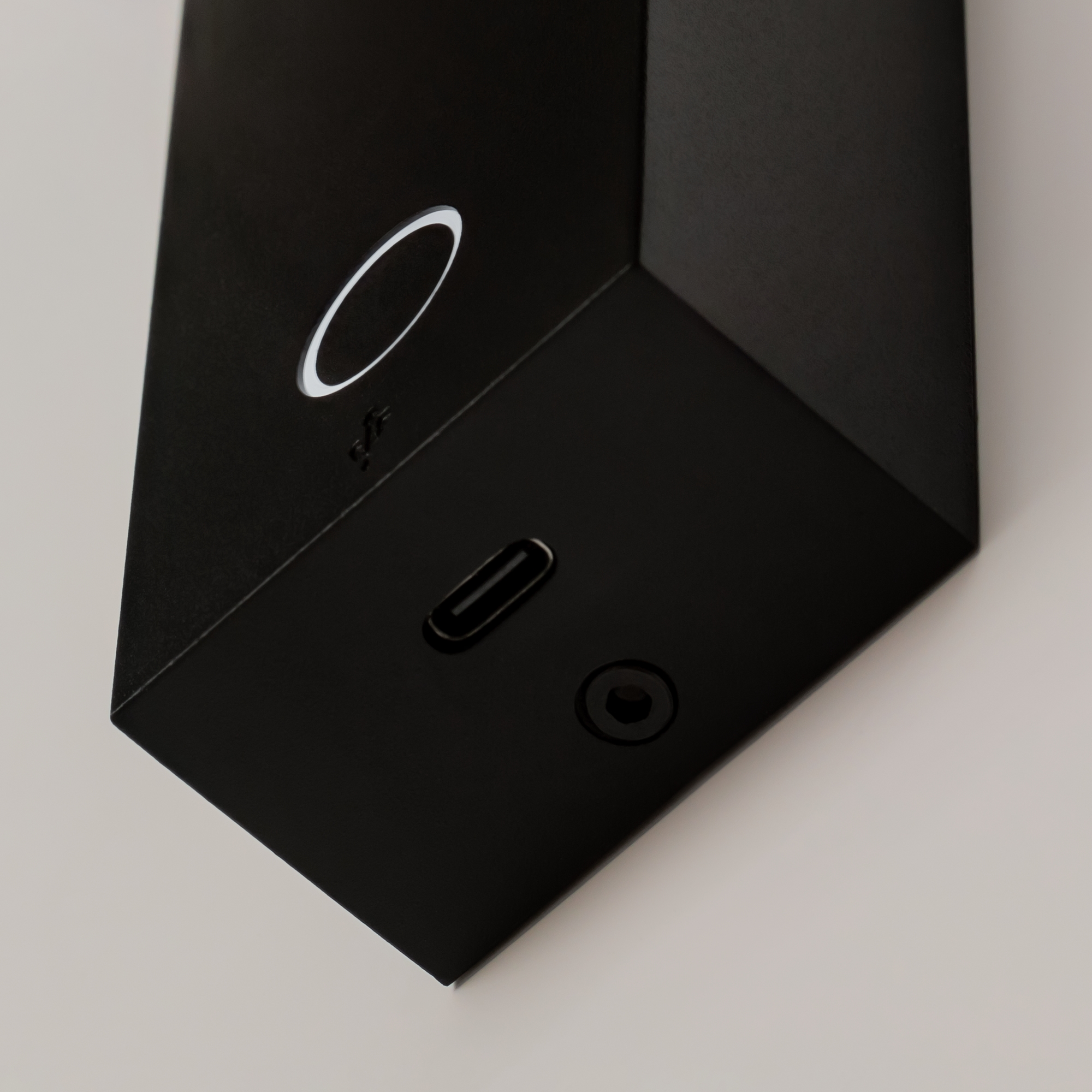 картинка Настенный светильник (бра) Technical C078WL-L3BBS3K от магазина pro-decor.kz