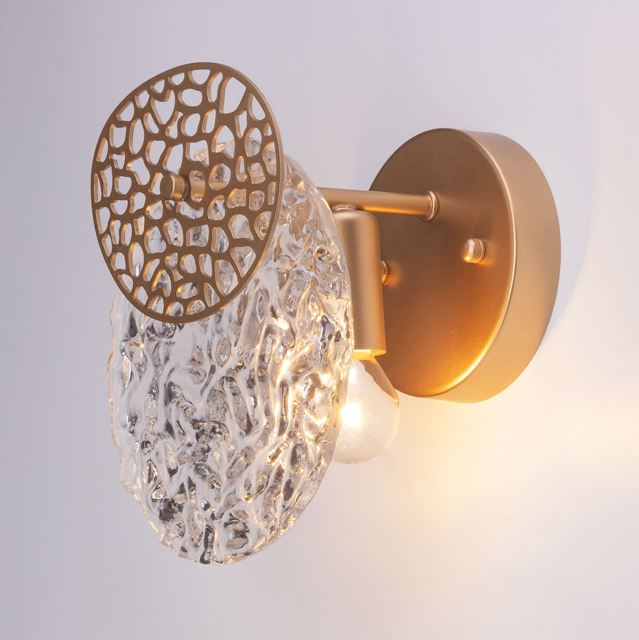 картинка 451021901  MW-Light Илоника 1*40W E14 220 V светильник от магазина pro-decor.kz