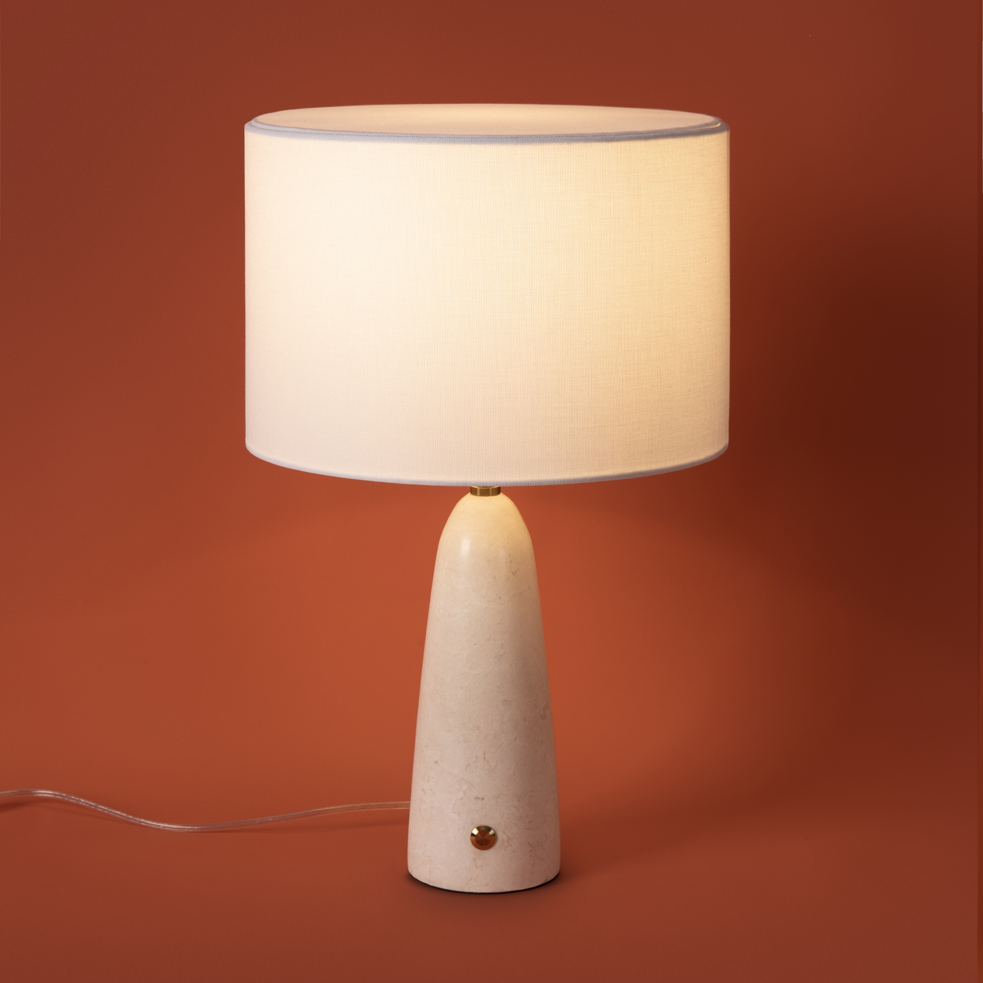 картинка Настольный светильник Freya FR2054TL-01BS MarmoLatte магазин pro-decor.kz являющийся официальным дистрибьютором в Казахстане картинка Настольный светильник Freya FR2054TL-01BS MarmoLatte от магазина pro-decor.kz