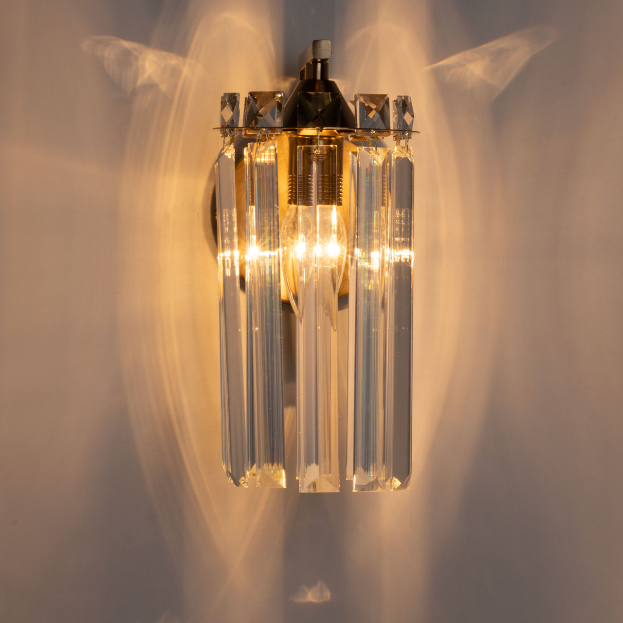 картинка 642029101 MW-light Аделард Настенный светильник от магазина pro-decor.kz