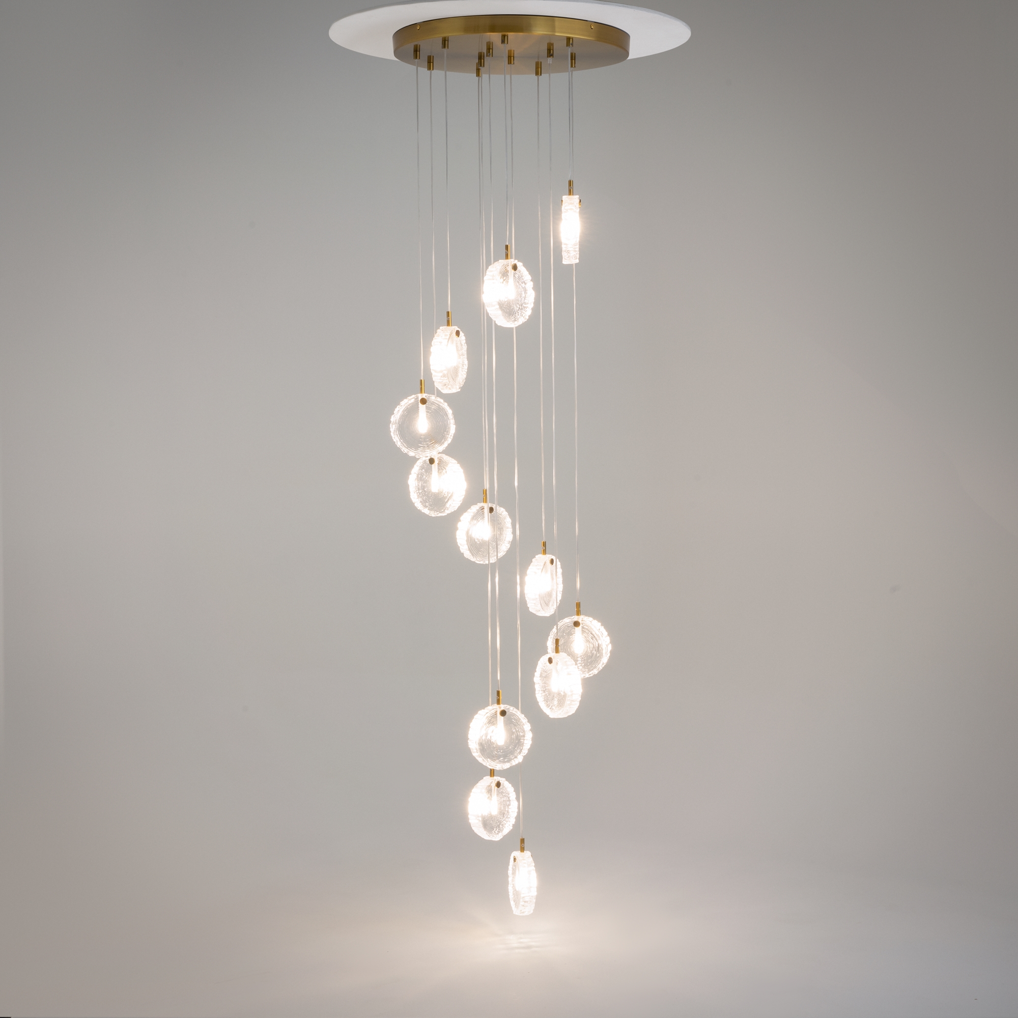 картинка Подвесной светильник Maytoni MOD254PL-12BS от магазина pro-decor.kz