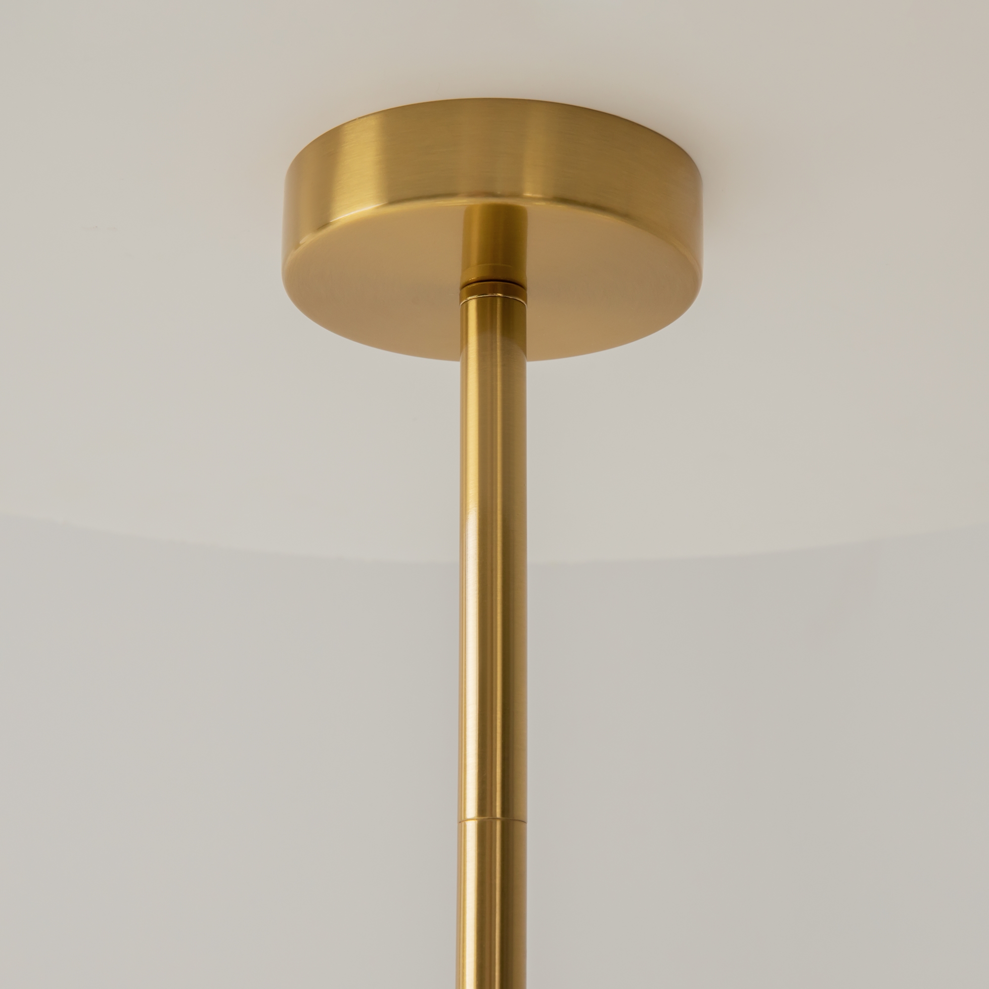 картинка Подвесной светильник Maytoni MOD436PL-07BS от магазина pro-decor.kz