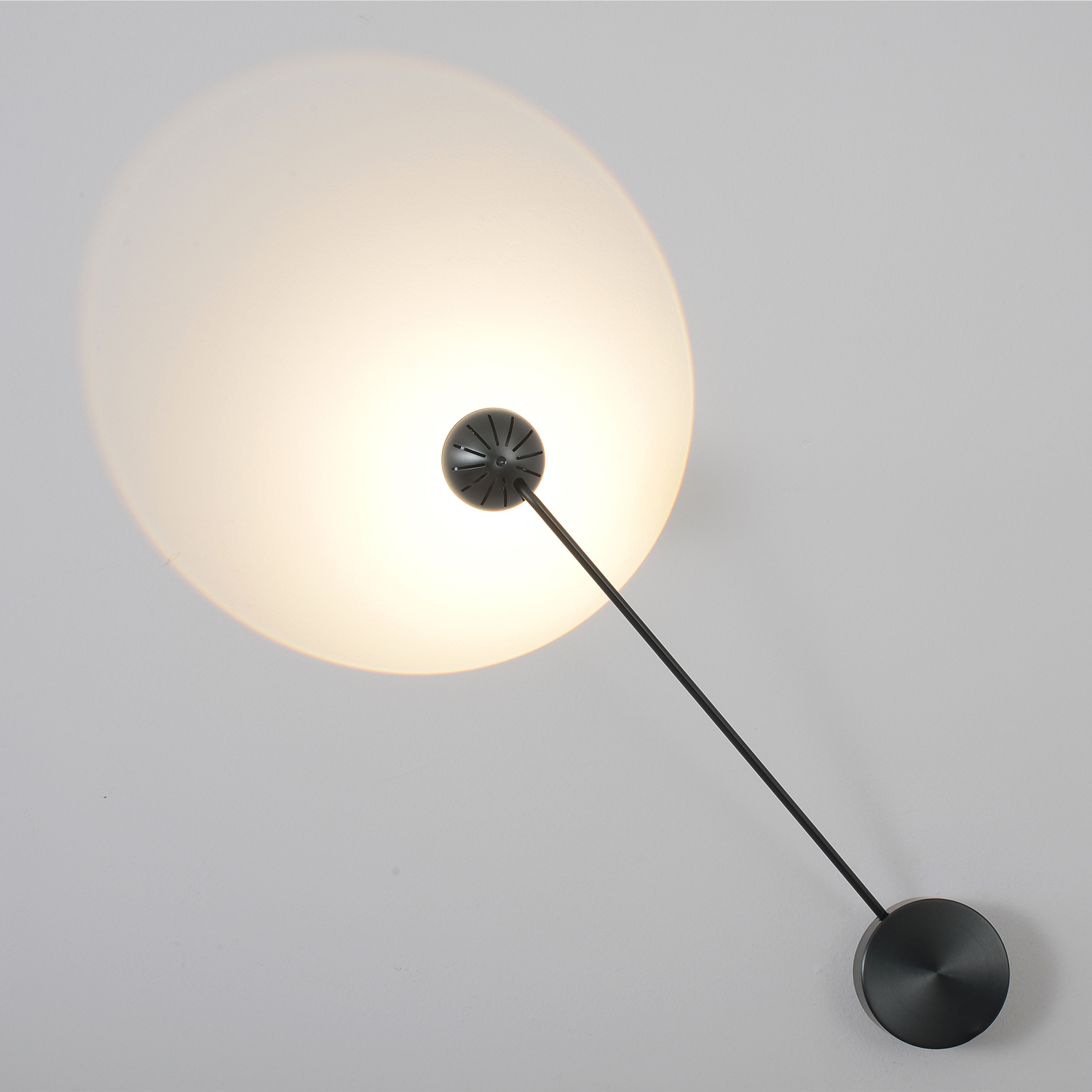 картинка Настенный светильник Crystal Lux ALTO 1072/405 магазин pro-decor.kz являющийся официальным дистрибьютором в Казахстане картинка Настенный светильник Crystal Lux ALTO 1072/405 от магазина pro-decor.kz