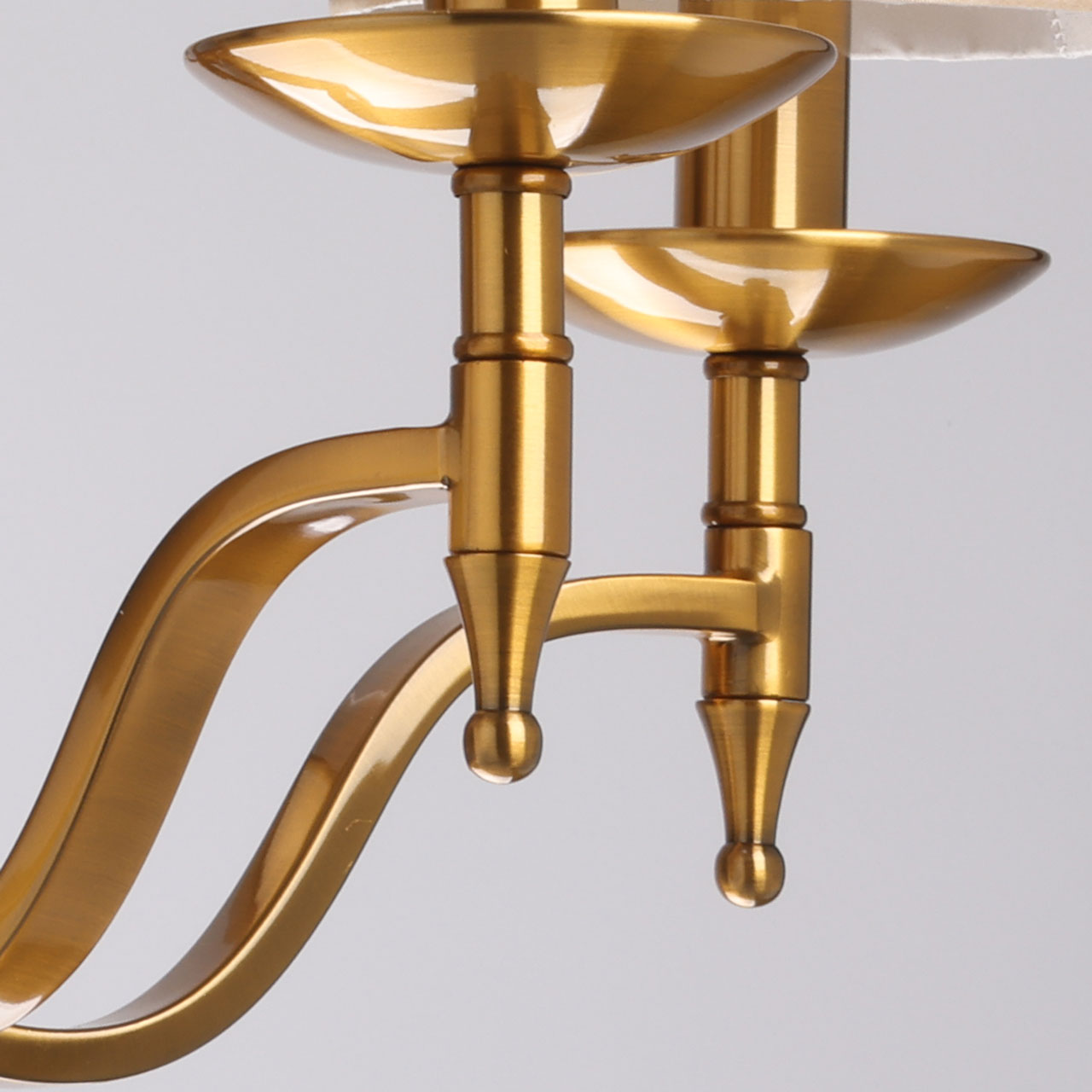 картинка 444012205 Вирджиния 5*40W E14 220 V люстра от магазина pro-decor.kz