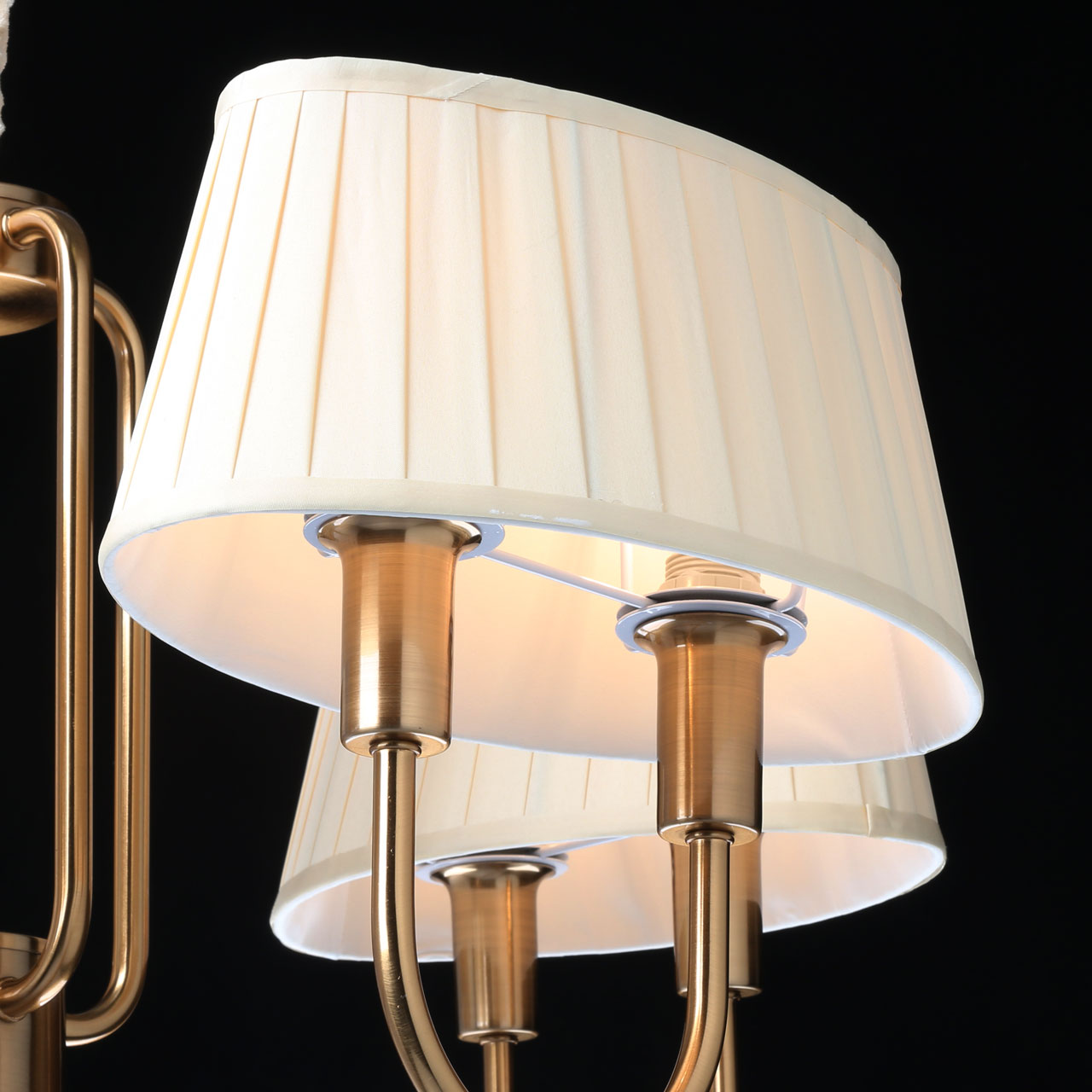 картинка Подвесная люстра MW-Light София 355014608 от магазина pro-decor.kz