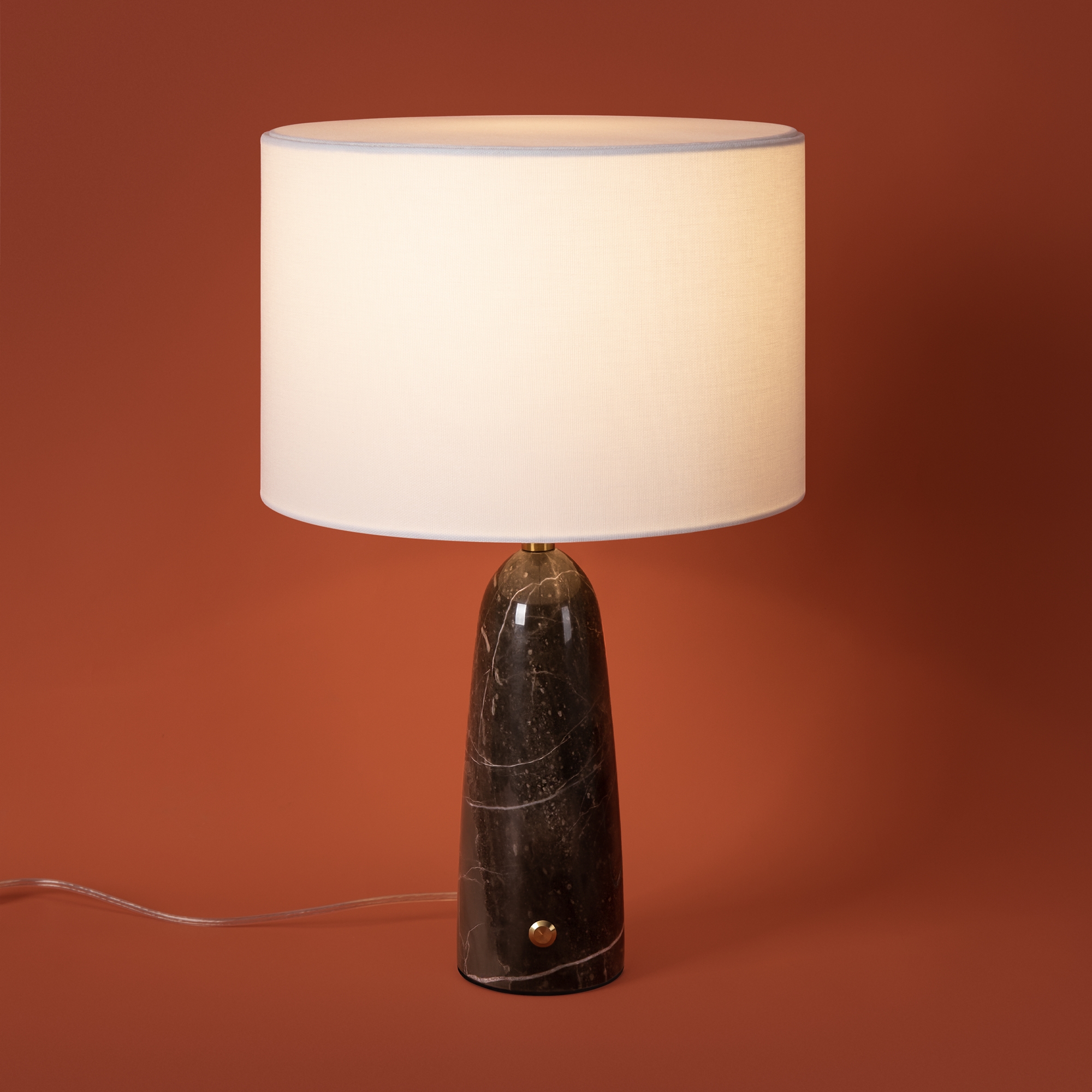 картинка Настольный светильник Freya FR2054TL-01BS2 MarmoLatte от магазина pro-decor.kz