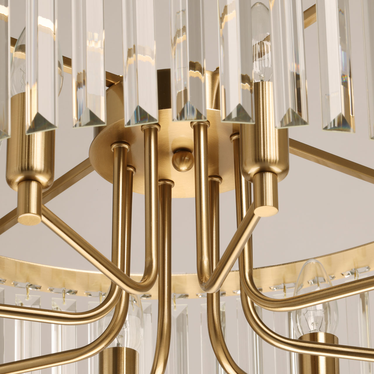 картинка 642019008 MW-light Аделард Подвесной светильник магазин pro-decor.kz являющийся официальным дистрибьютором в Казахстане картинка 642019008 MW-light Аделард Подвесной светильник от магазина pro-decor.kz