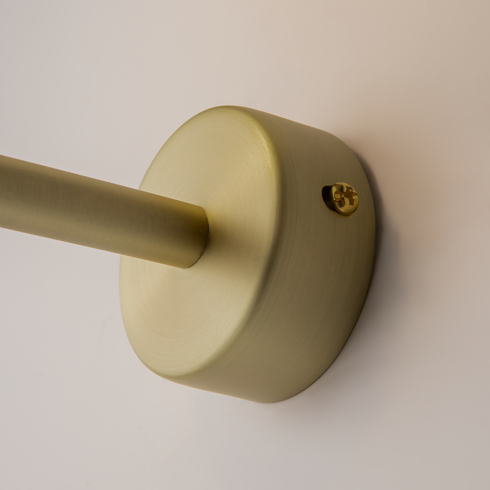 картинка Настенный светильник (бра) Maytoni MOD411WL-01G от магазина pro-decor.kz