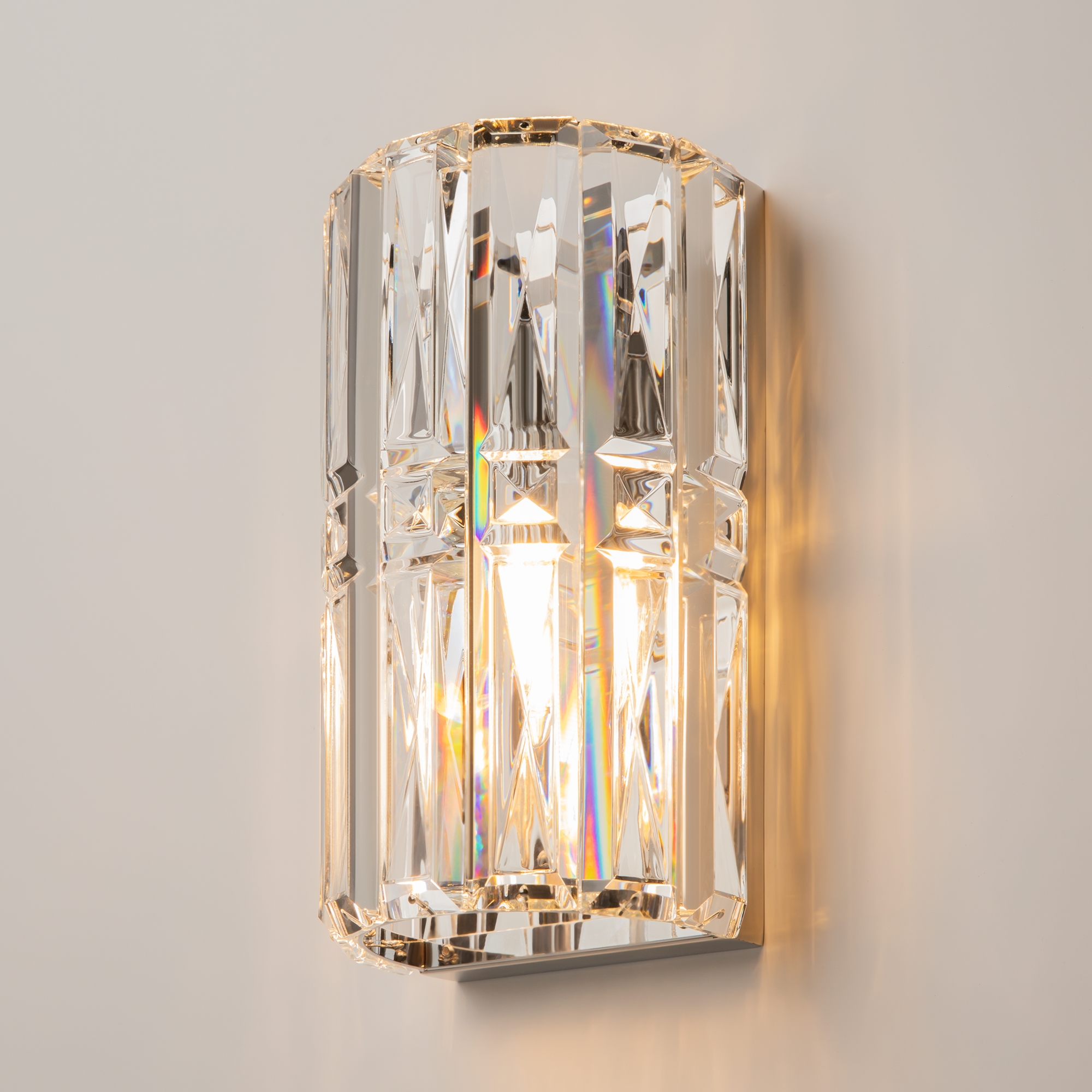 картинка Настенный светильник (бра) Maytoni MOD094WL-01CH от магазина pro-decor.kz