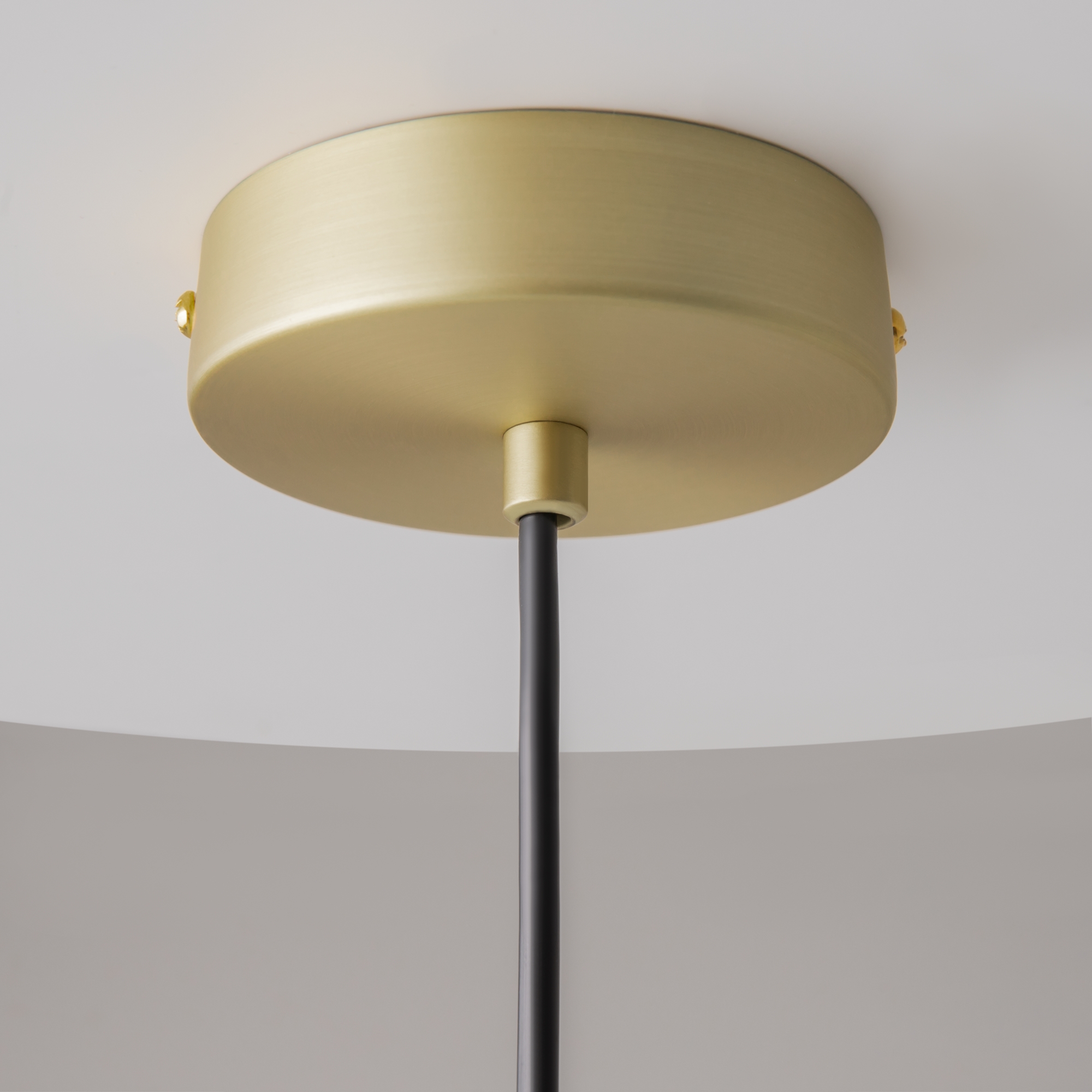 картинка Подвесной светильник Maytoni MOD411PL-01G от магазина pro-decor.kz