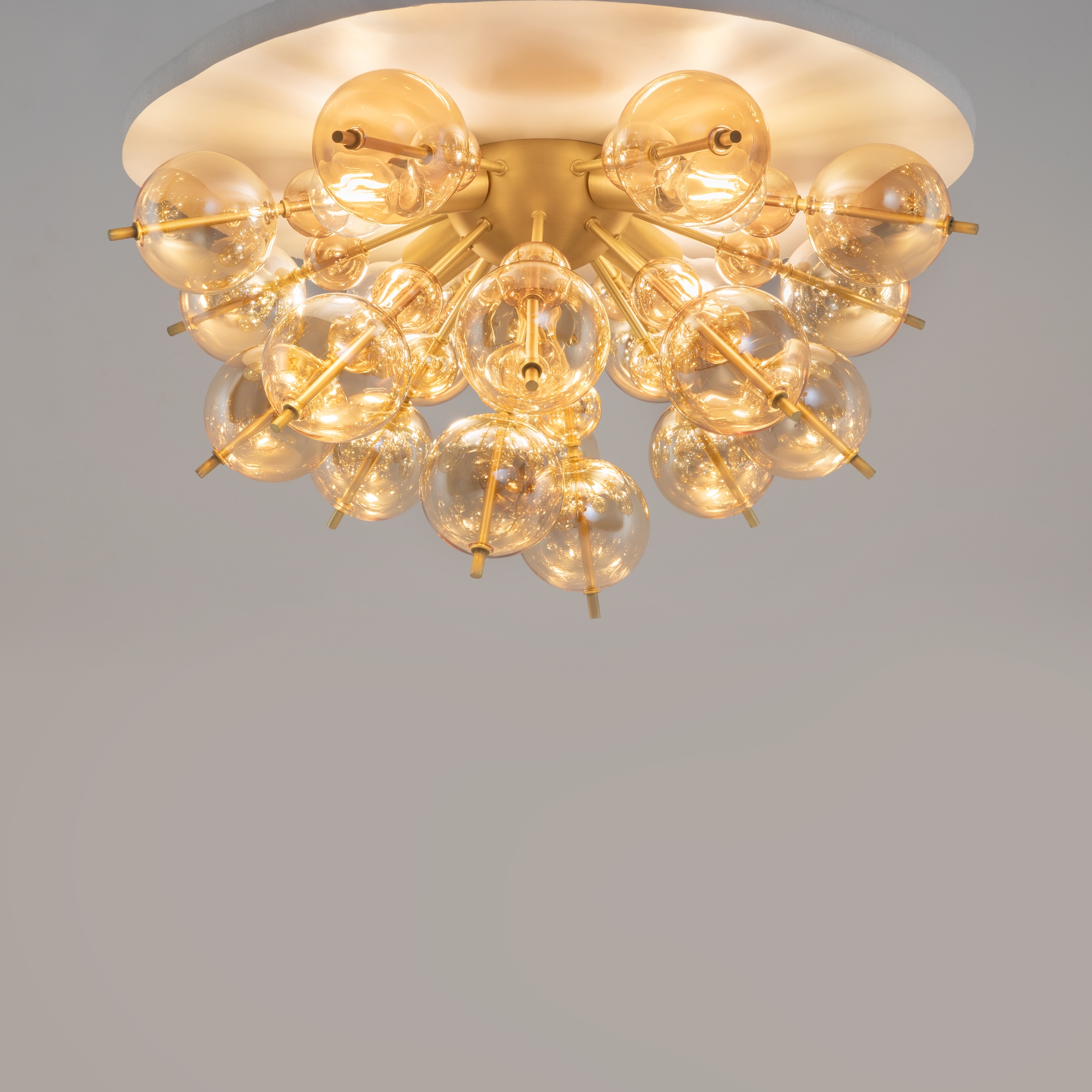 картинка Потолочный светильник Maytoni MOD133CL-04BS от магазина pro-decor.kz