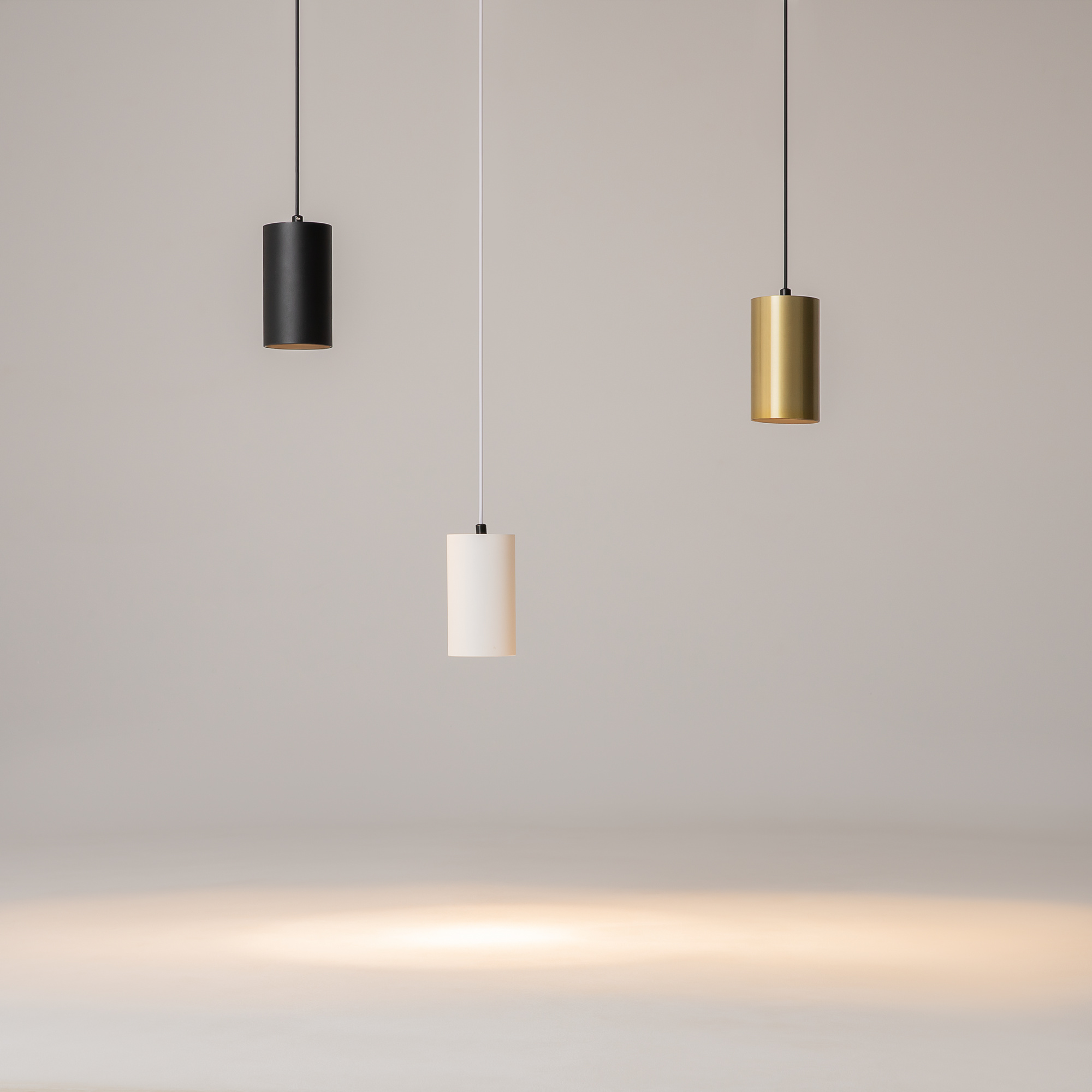 картинка Подвесной светильник Technical P100PL-20W3K-W Vol от магазина pro-decor.kz