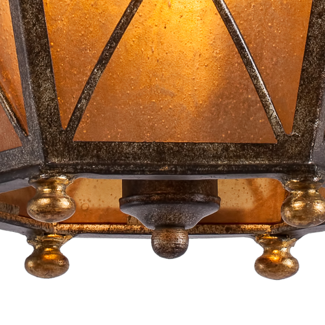 картинка Потолочный светильник Chiaro Айвенго 382012503 магазин pro-decor.kz являющийся официальным дистрибьютором в Казахстане картинка Потолочный светильник Chiaro Айвенго 382012503 от магазина pro-decor.kz