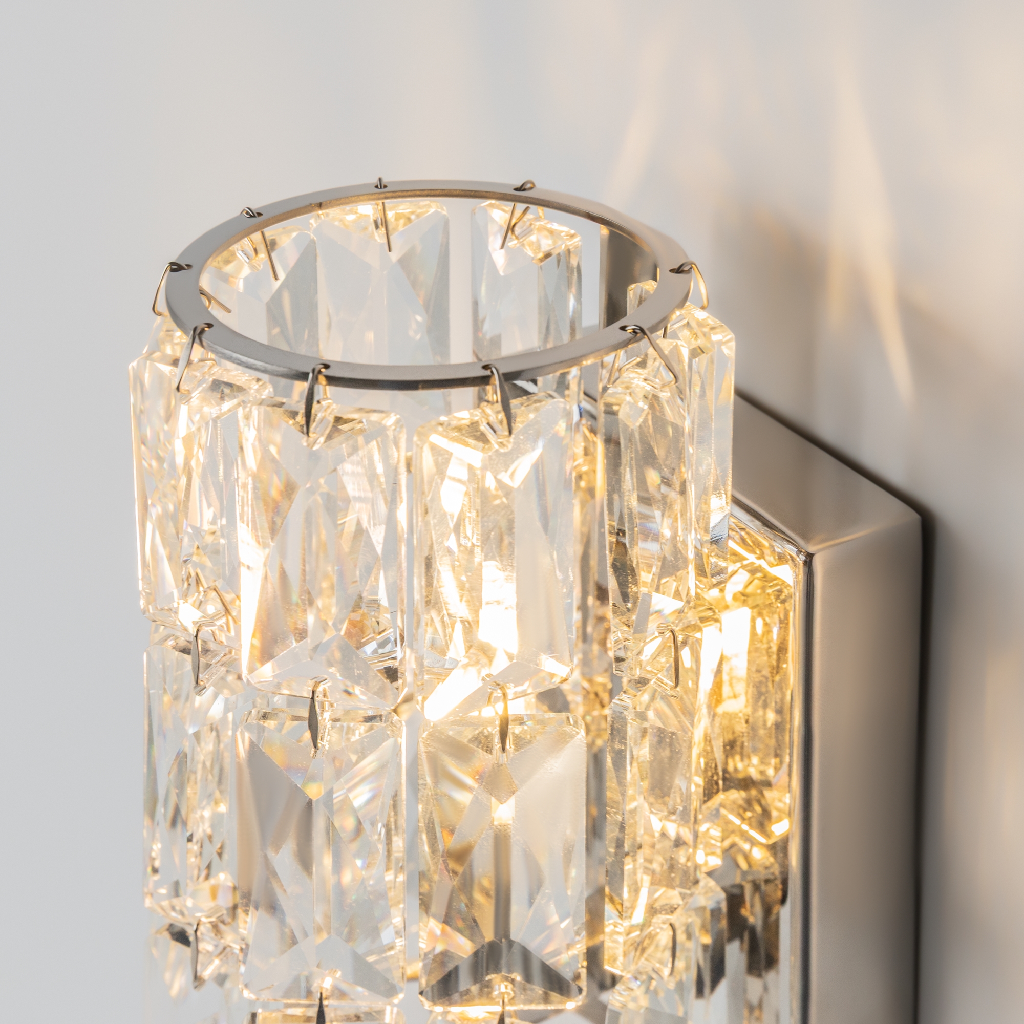 картинка Бра Maytoni Talento DIA008WL-1CH магазин pro-decor.kz являющийся официальным дистрибьютором в Казахстане картинка Бра Maytoni Talento DIA008WL-1CH от магазина pro-decor.kz