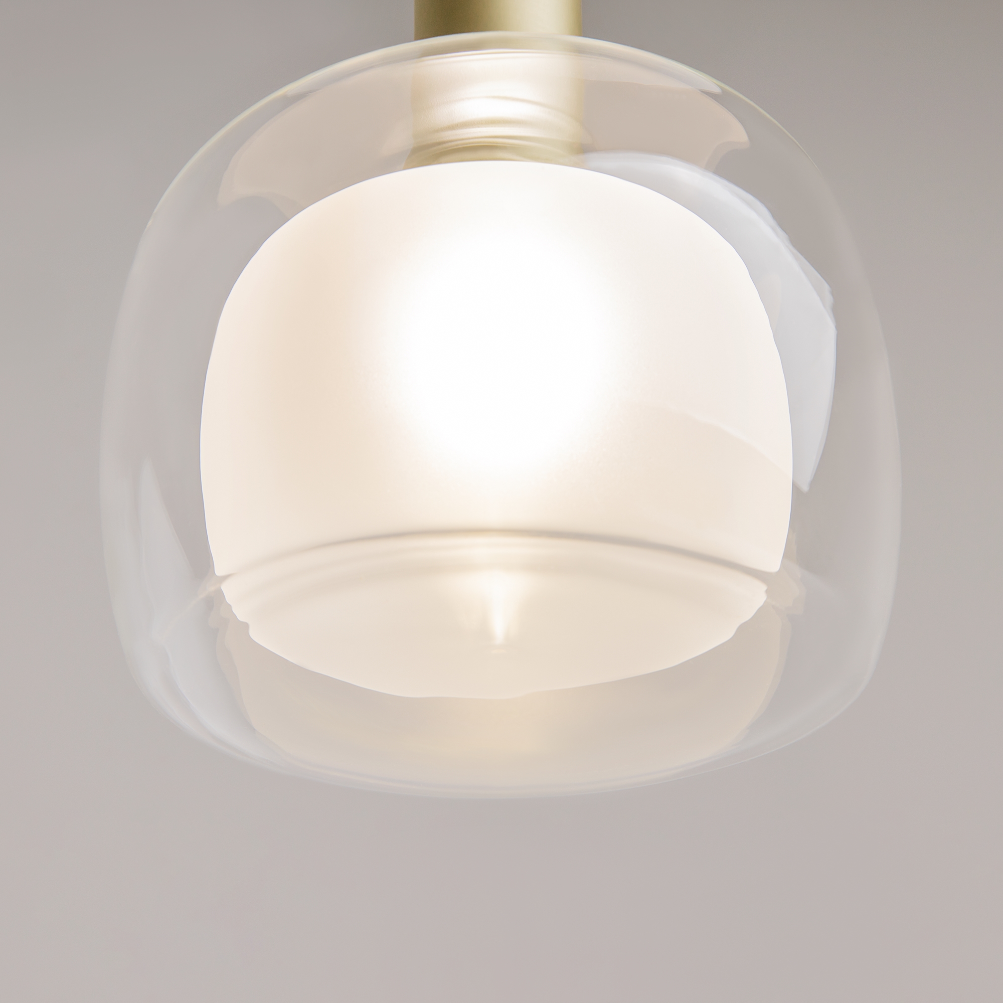 картинка Подвесной светильник Maytoni MOD411PL-01G от магазина pro-decor.kz