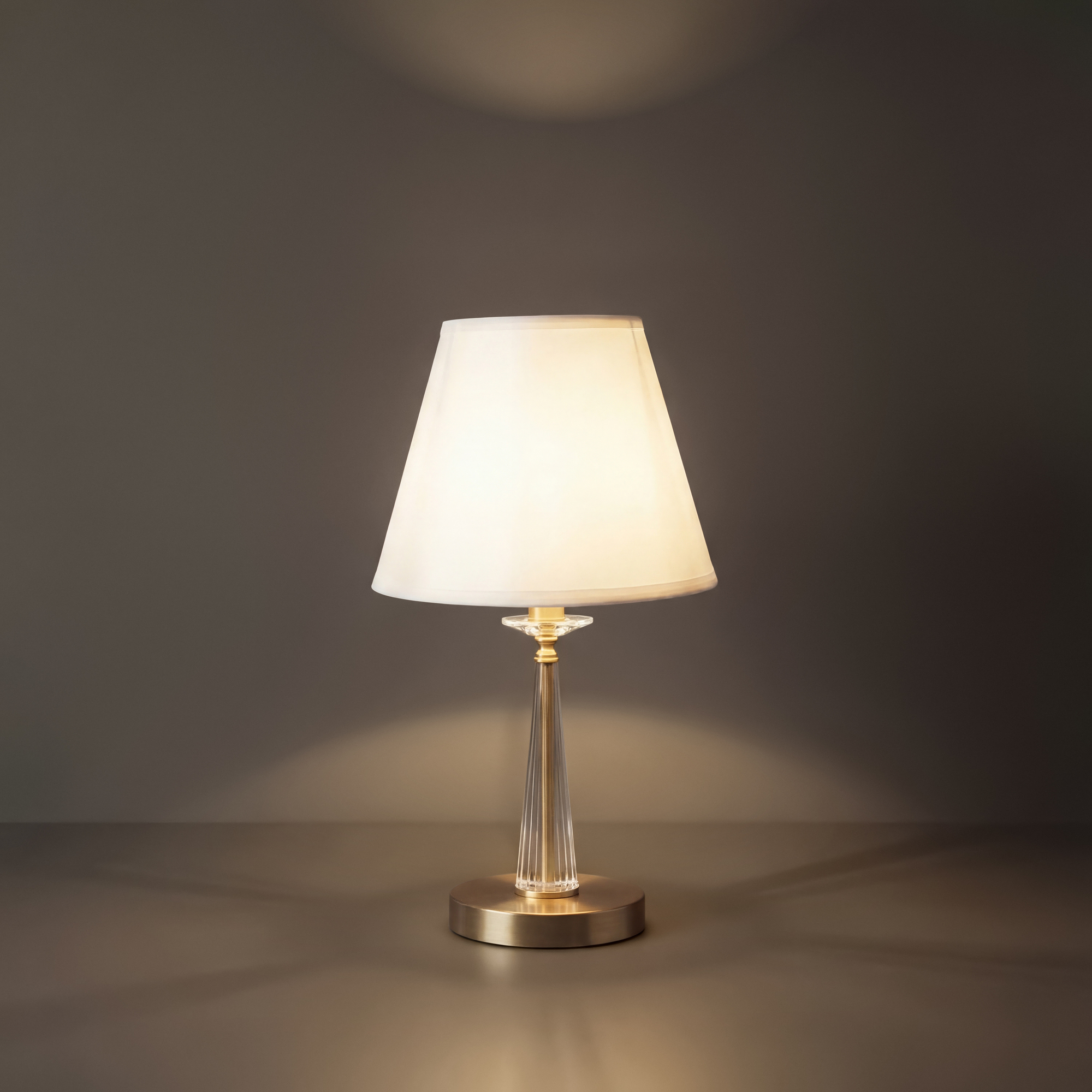 картинка Настольный светильник Freya FR2027TL-01BS от магазина pro-decor.kz