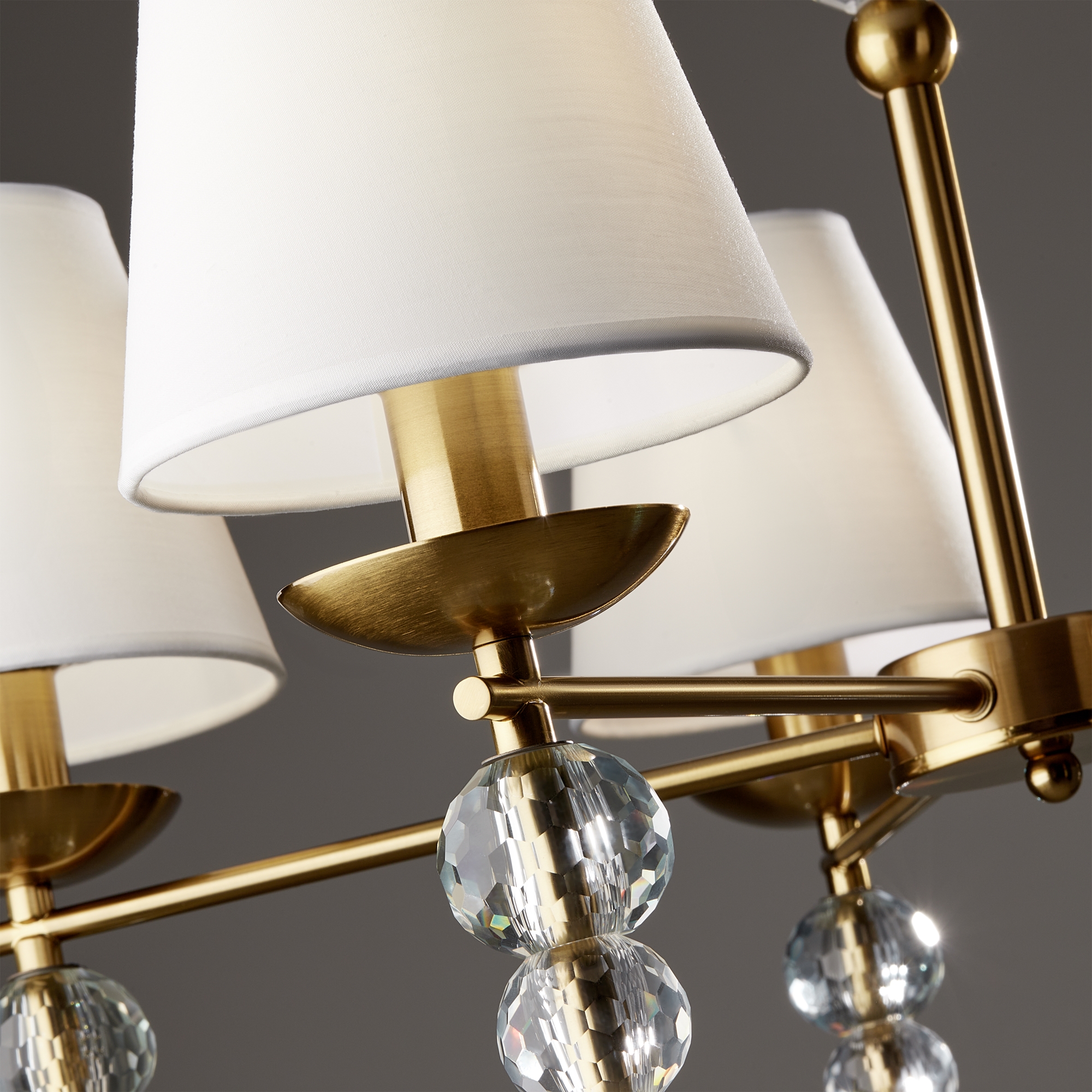 картинка Потолочная люстра Freya Crystal FR1009CL-05BS от магазина pro-decor.kz