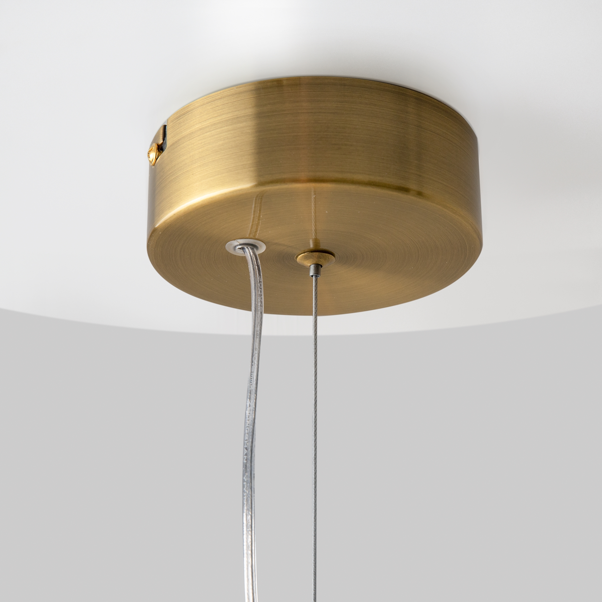 картинка Подвесной светильник Maytoni P069PL-L16G3K от магазина pro-decor.kz