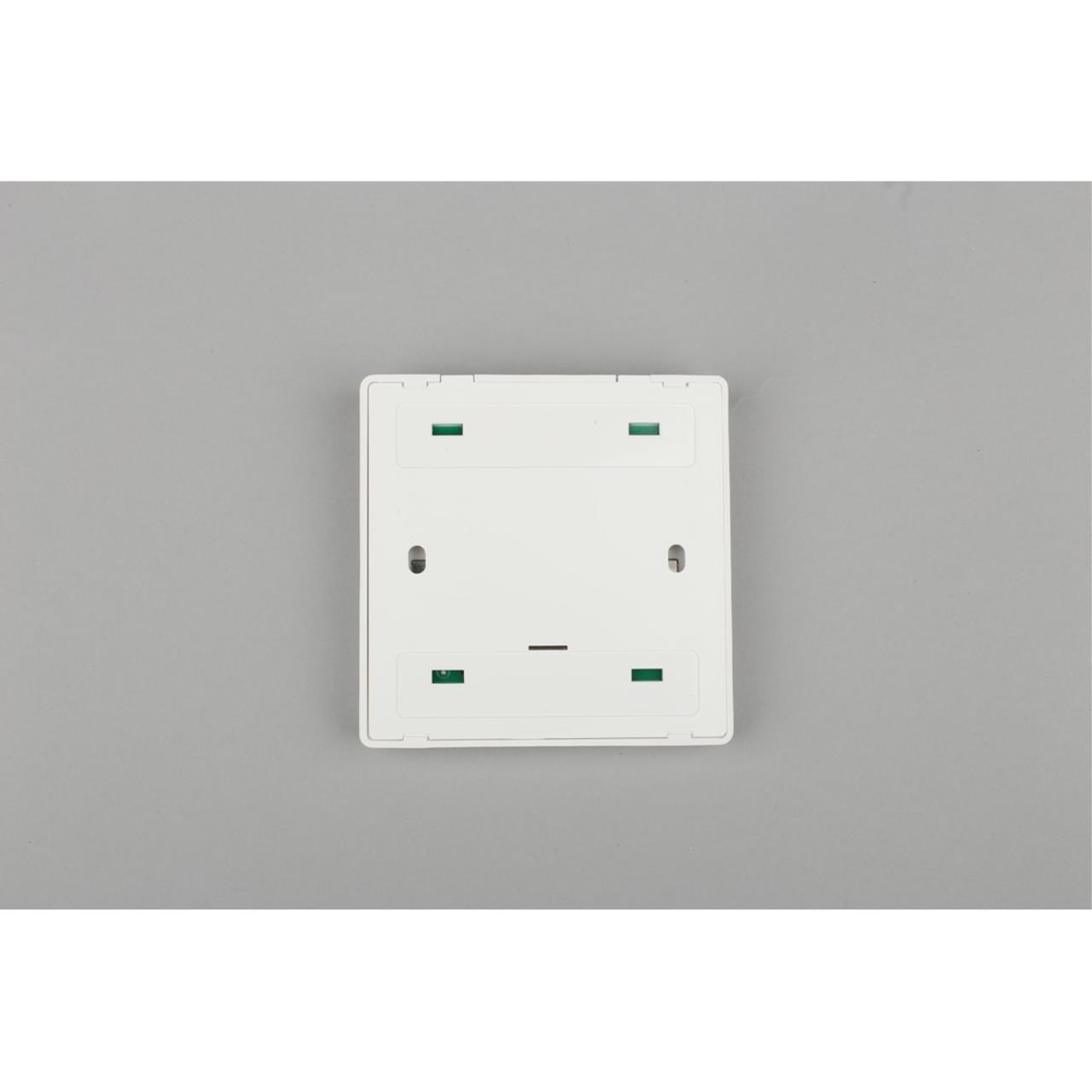 картинка APL.0190.00.03/RT-A-ZS-EU3 Выключатель трехклавишный от магазина pro-decor.kz