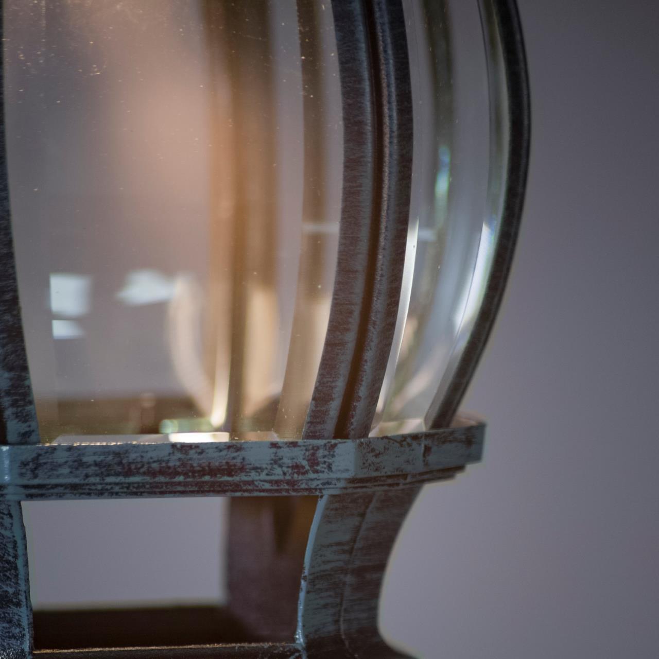 картинка Уличный настенный светильник Favourite Paris 1806-1W от магазина pro-decor.kz