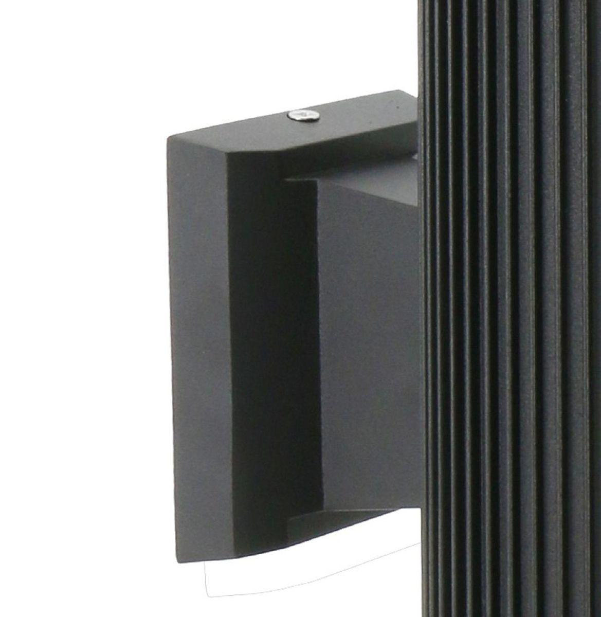 картинка Уличный настенный светильник Favourite Pola 2858-2W от магазина pro-decor.kz