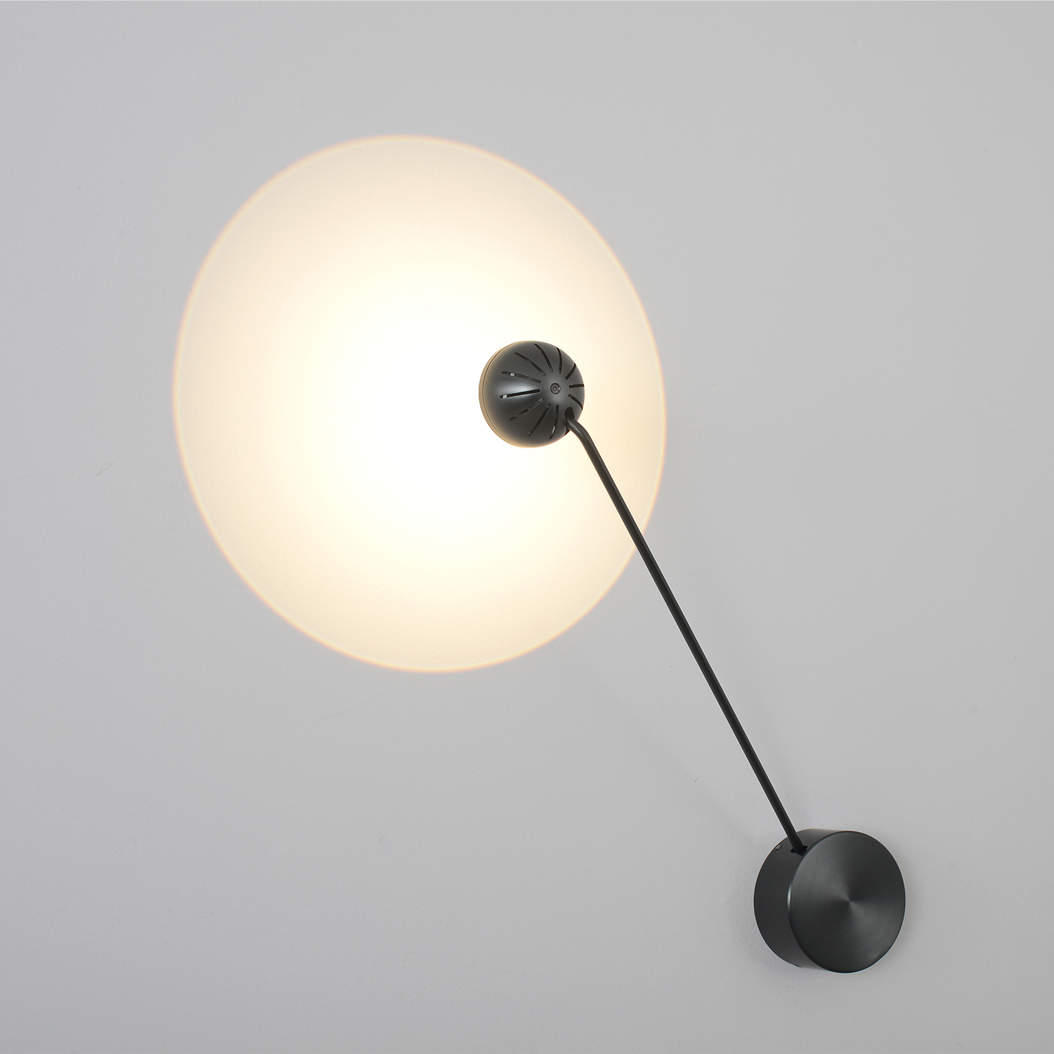 картинка Настенный светильник Crystal Lux ALTO 1072/405 магазин pro-decor.kz являющийся официальным дистрибьютором в Казахстане картинка Настенный светильник Crystal Lux ALTO 1072/405 от магазина pro-decor.kz