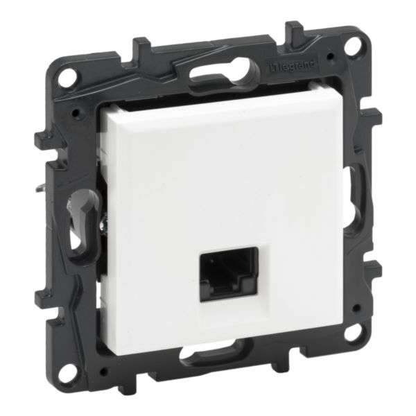картинка NILOE STEP Информационная розетка одиночная RJ45 Кат.5e UTP, цвет Белый от магазина pro-decor.kz