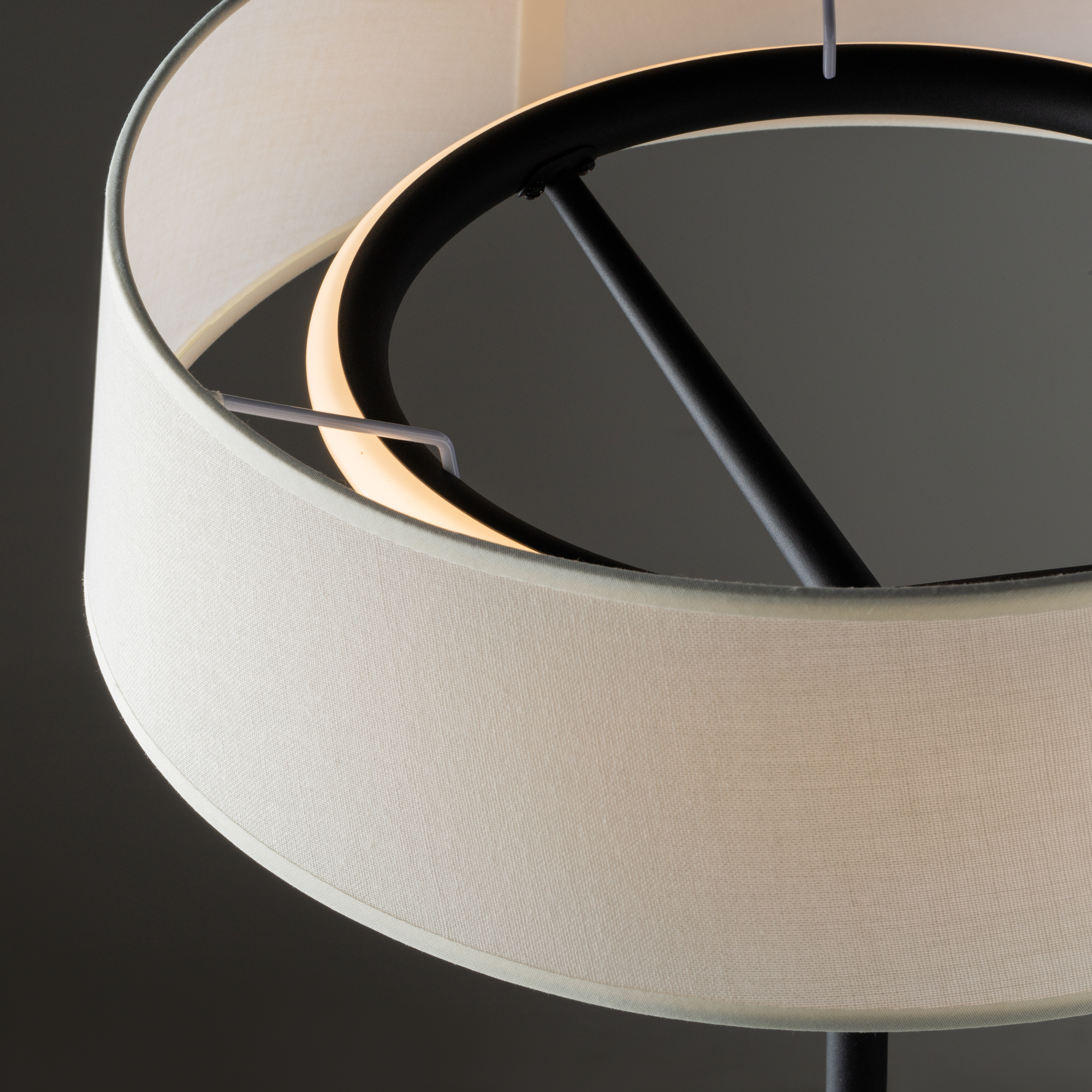 картинка Напольный светильник (торшер) Freya FR6132FL-L15B от магазина pro-decor.kz