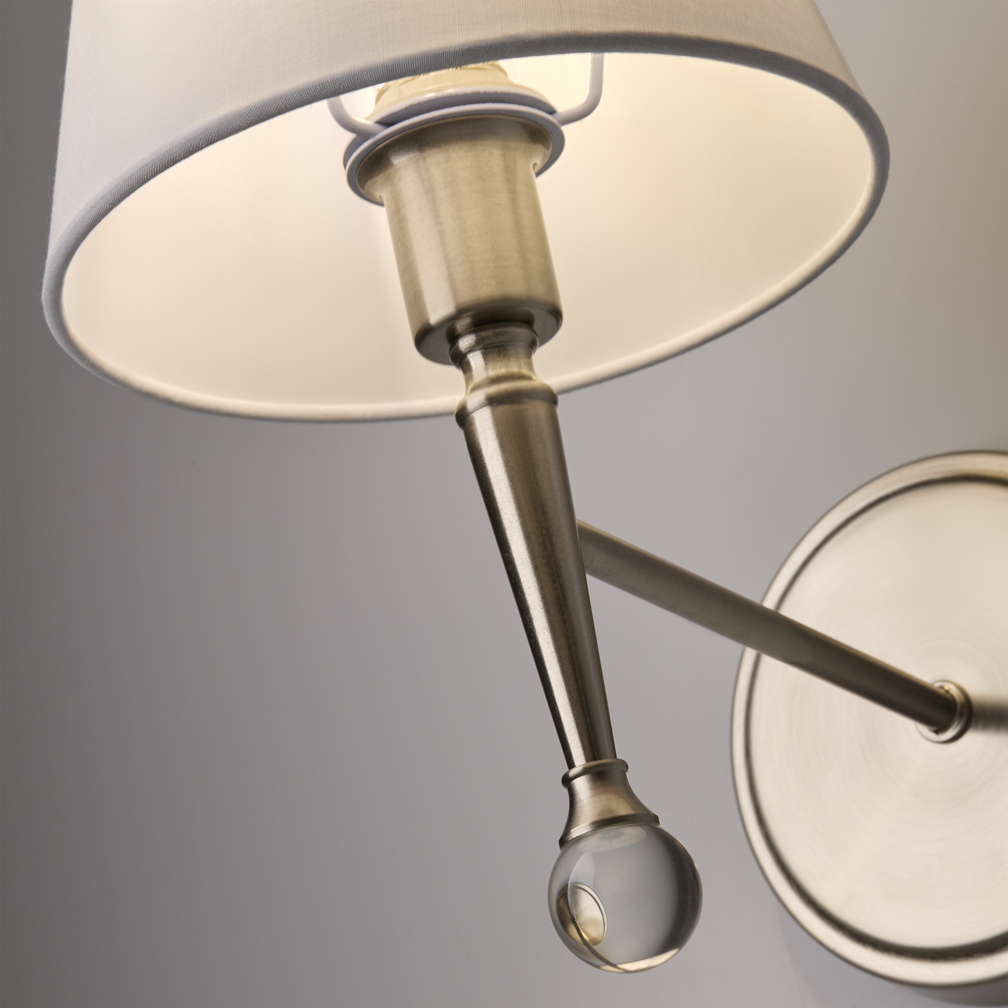 картинка Настенный светильник (бра) Freya FR2190WL-01N магазин pro-decor.kz являющийся официальным дистрибьютором в Казахстане картинка Настенный светильник (бра) Freya FR2190WL-01N от магазина pro-decor.kz