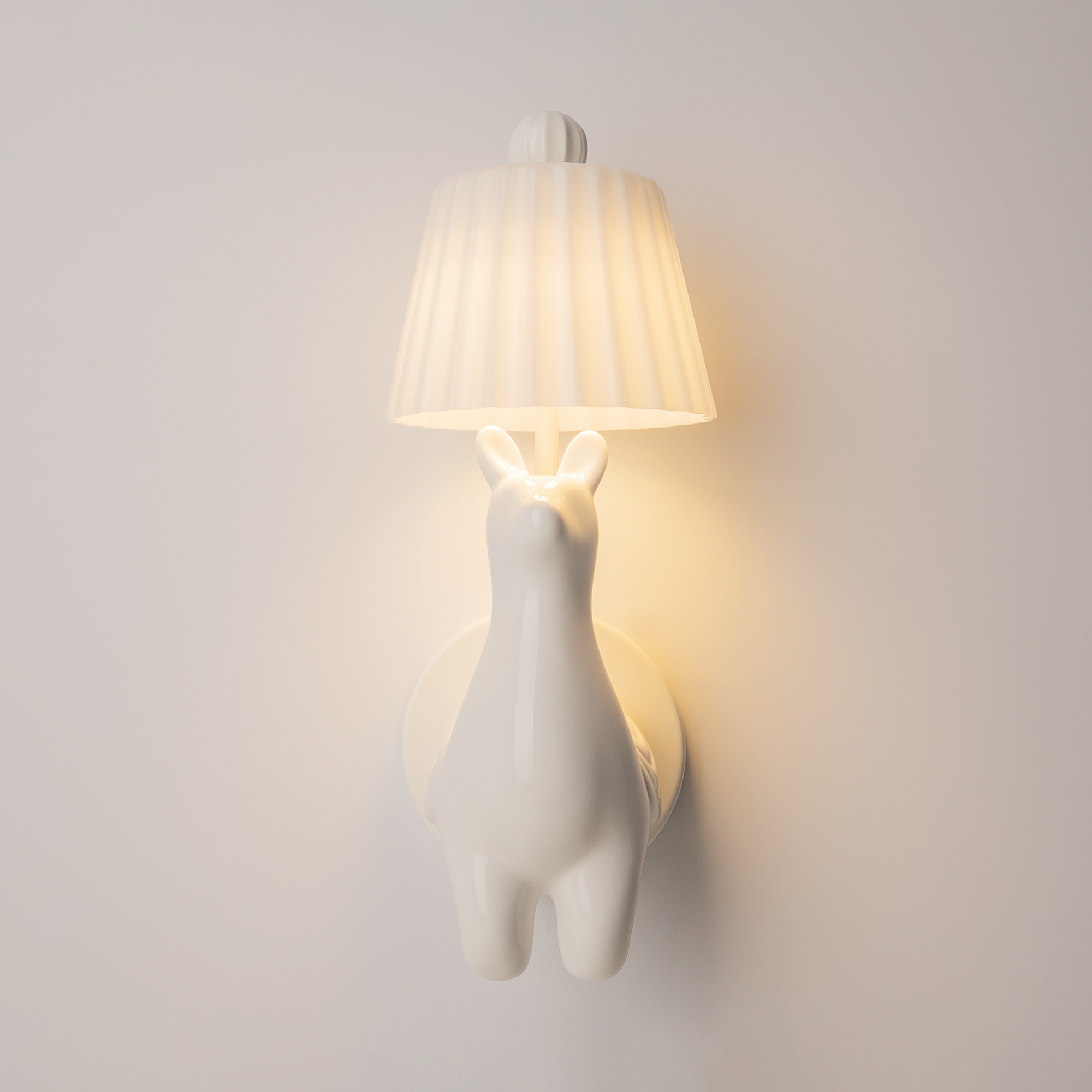 картинка Настенный светильник (бра) Maytoni MOD377WL-L6W3K от магазина pro-decor.kz