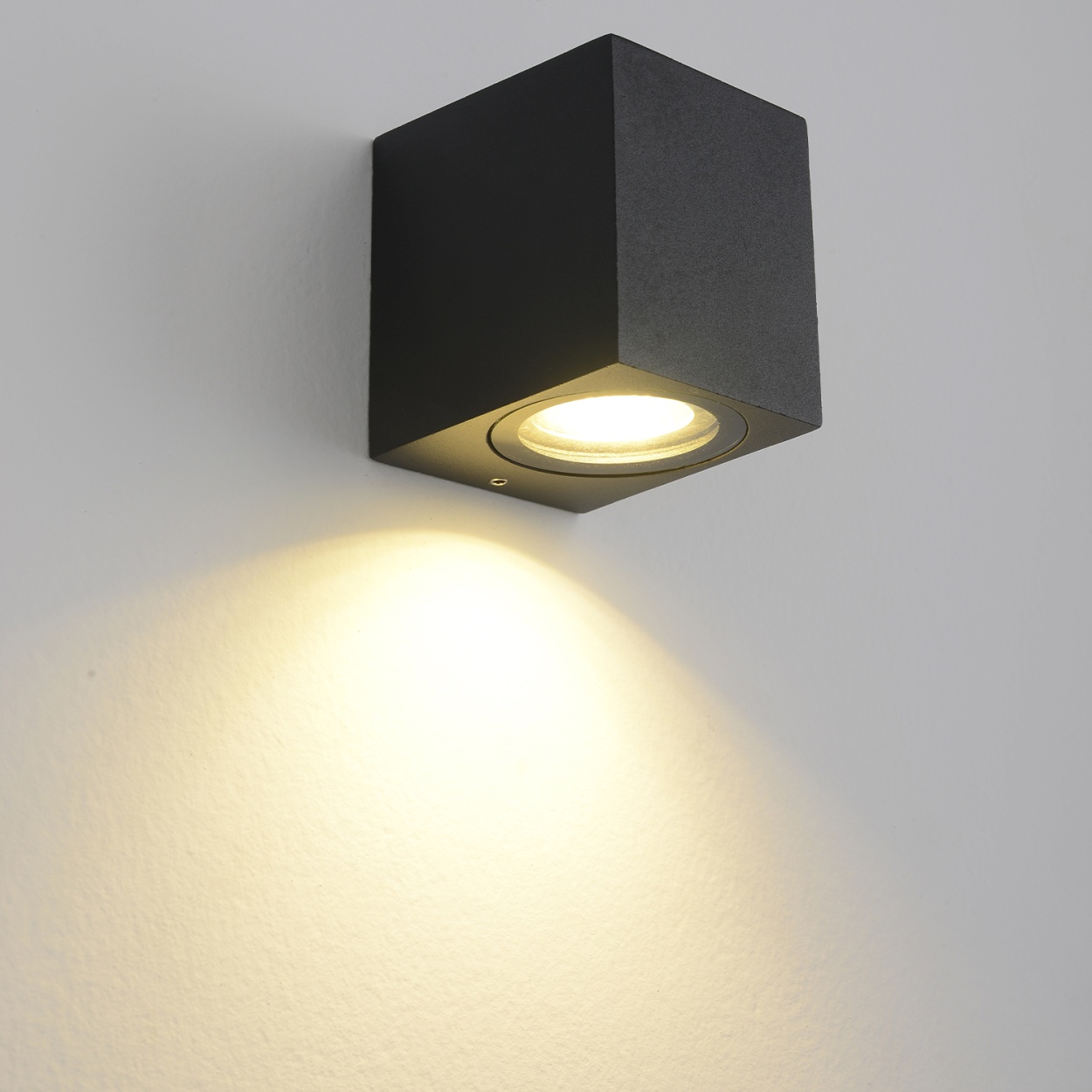 картинка Бра Crystal Lux CLT 528W1 BL Crystal Lux 1400/305 от магазина pro-decor.kz