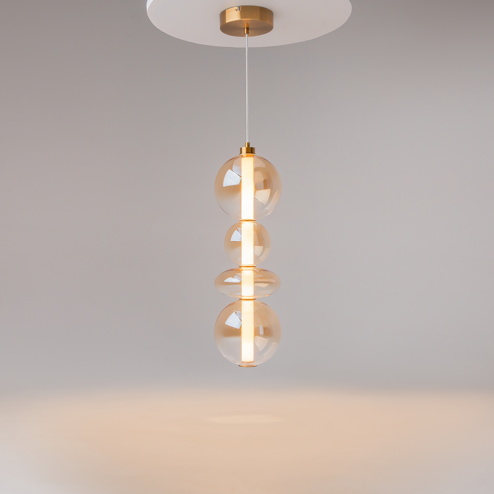картинка Подвесной светильник Maytoni MOD307PL-L36BS3K от магазина pro-decor.kz