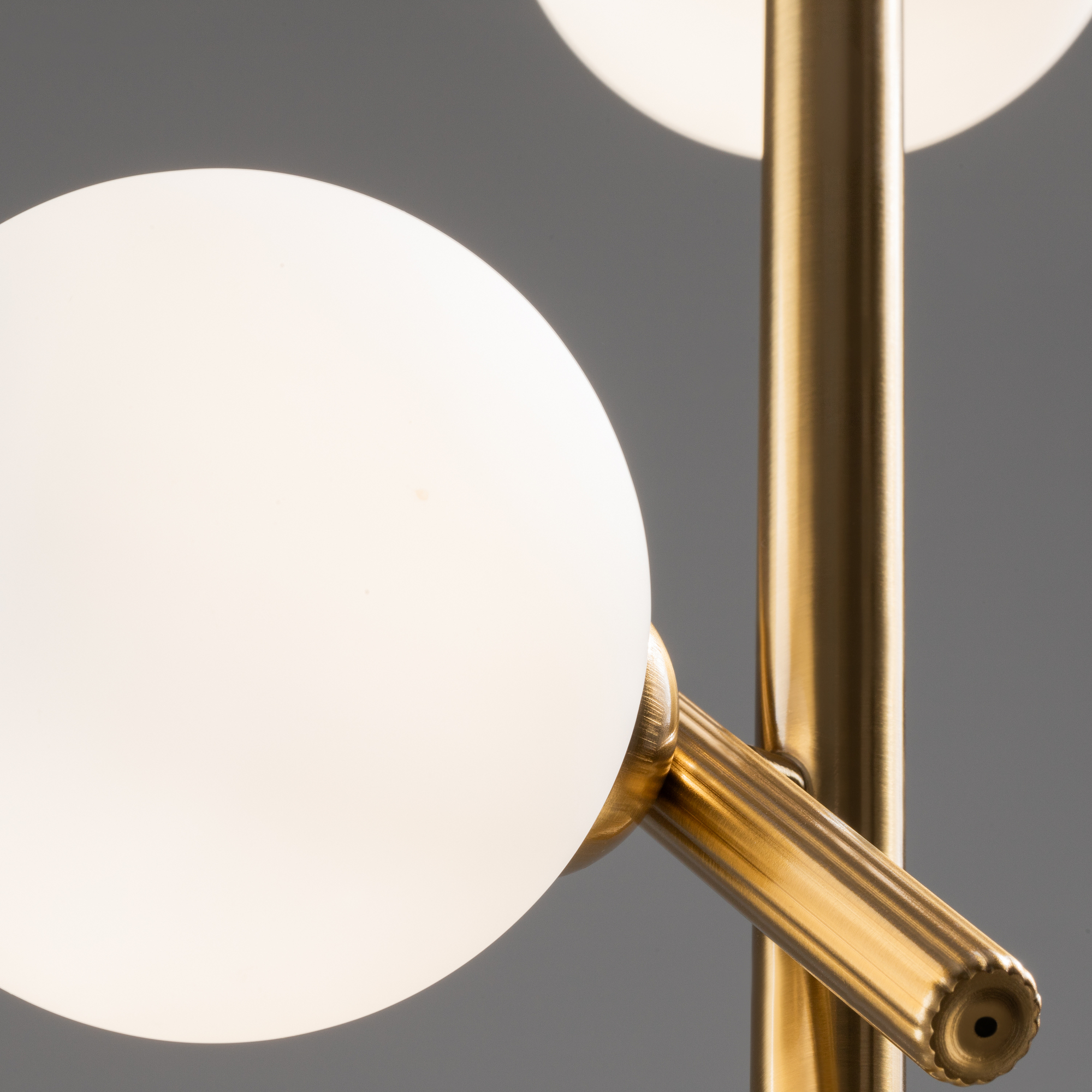 картинка Напольный светильник (торшер) Freya FR5259FL-03BS от магазина pro-decor.kz