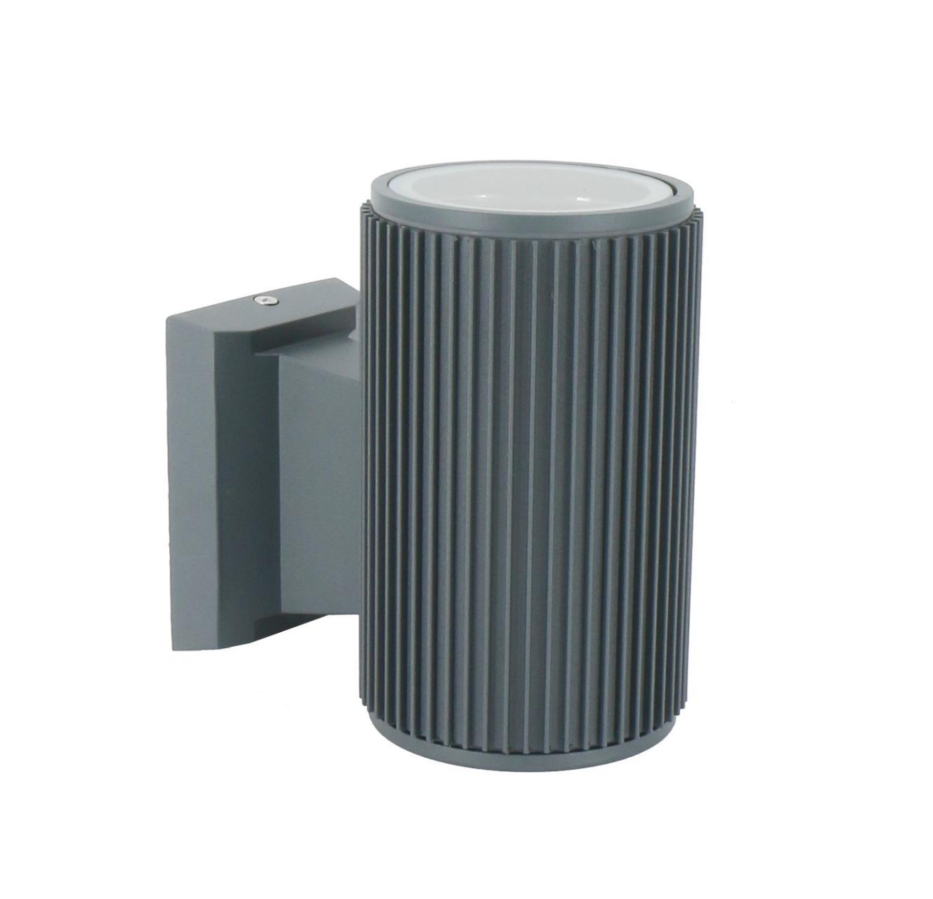 картинка Уличный настенный светильник Favourite Pola 2859-1W от магазина pro-decor.kz