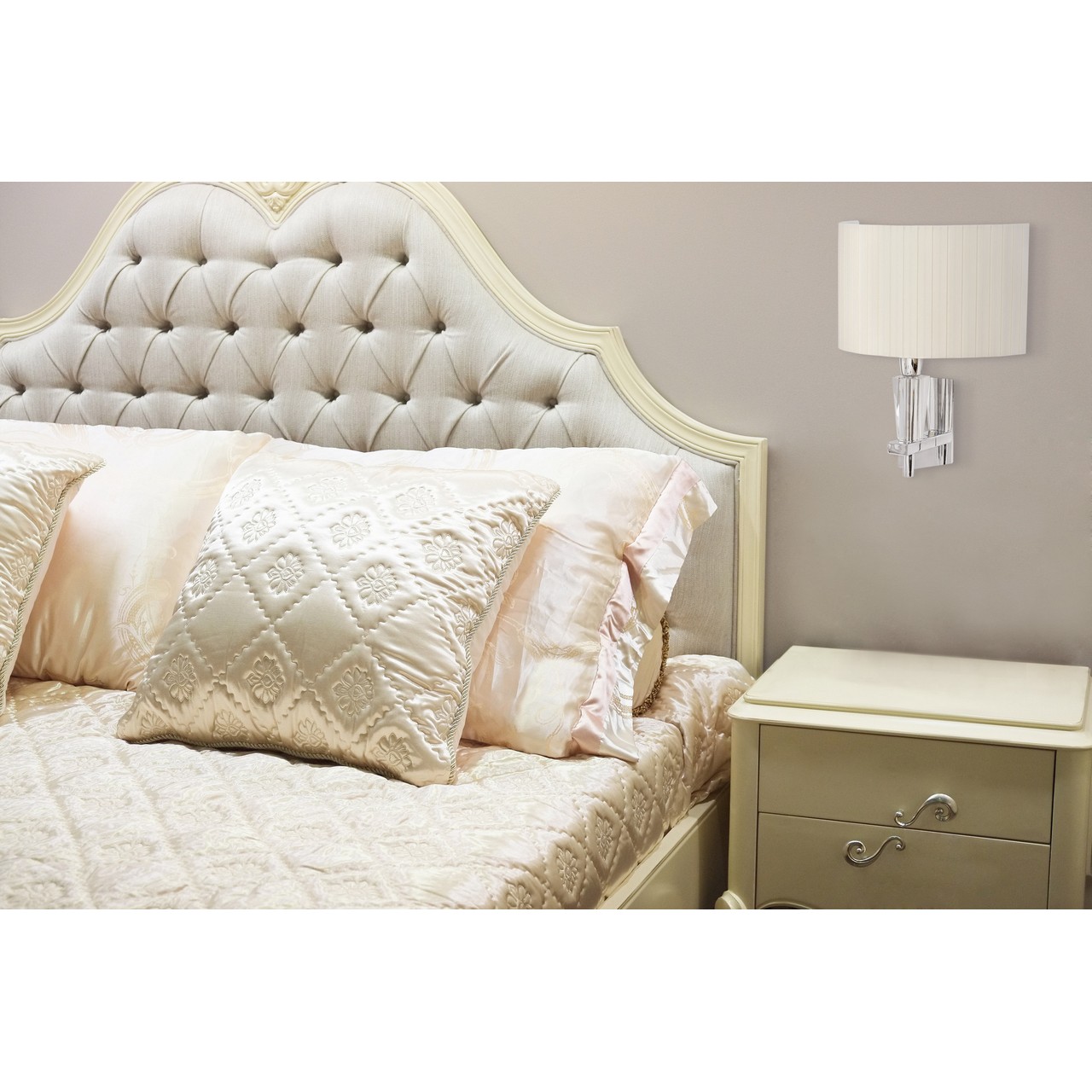 картинка Бра Chiaro Инесса 460020401 от магазина pro-decor.kz