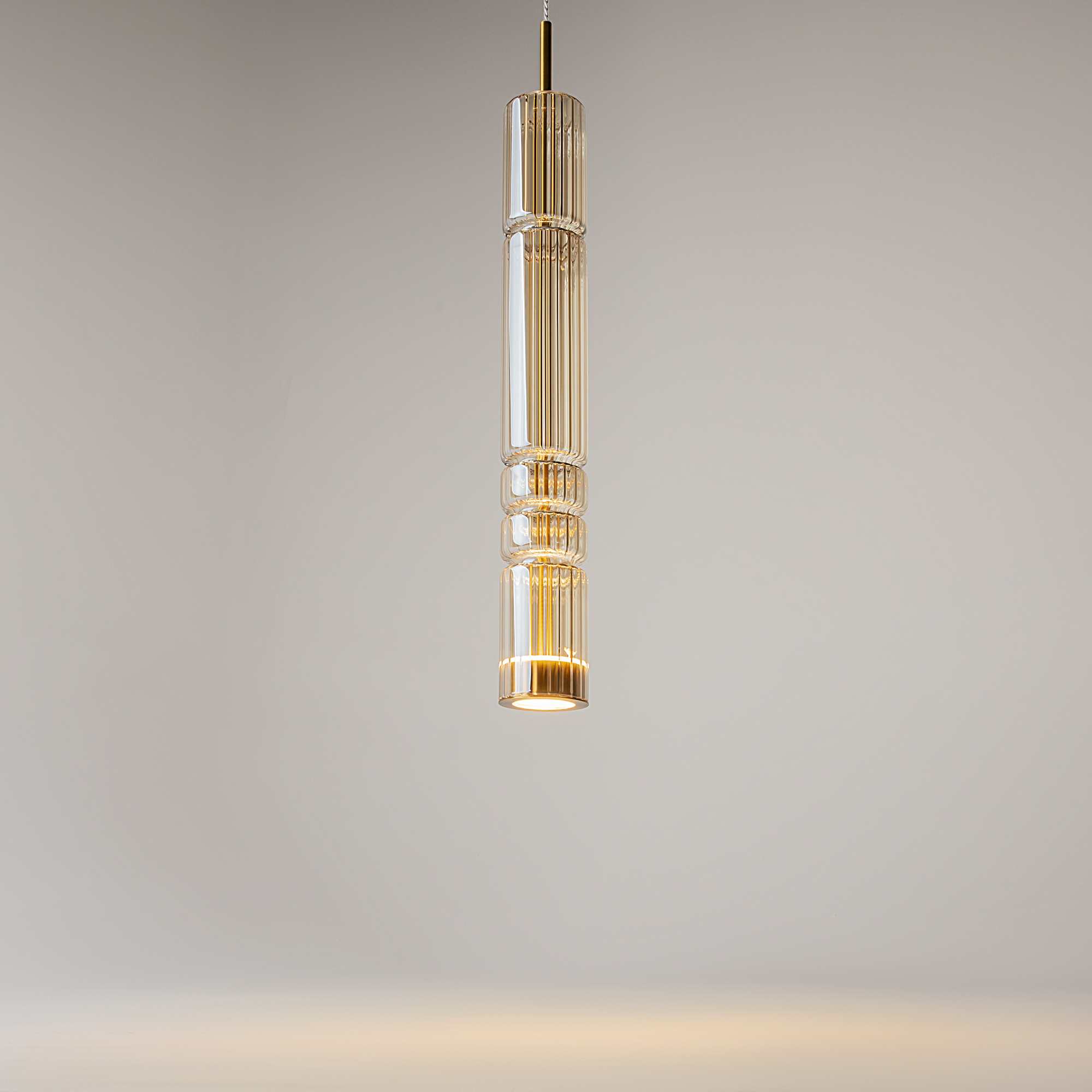 картинка Подвесной светильник Maytoni MOD272PL-L12BS3K магазин pro-decor.kz являющийся официальным дистрибьютором в Казахстане картинка Подвесной светильник Maytoni MOD272PL-L12BS3K от магазина pro-decor.kz