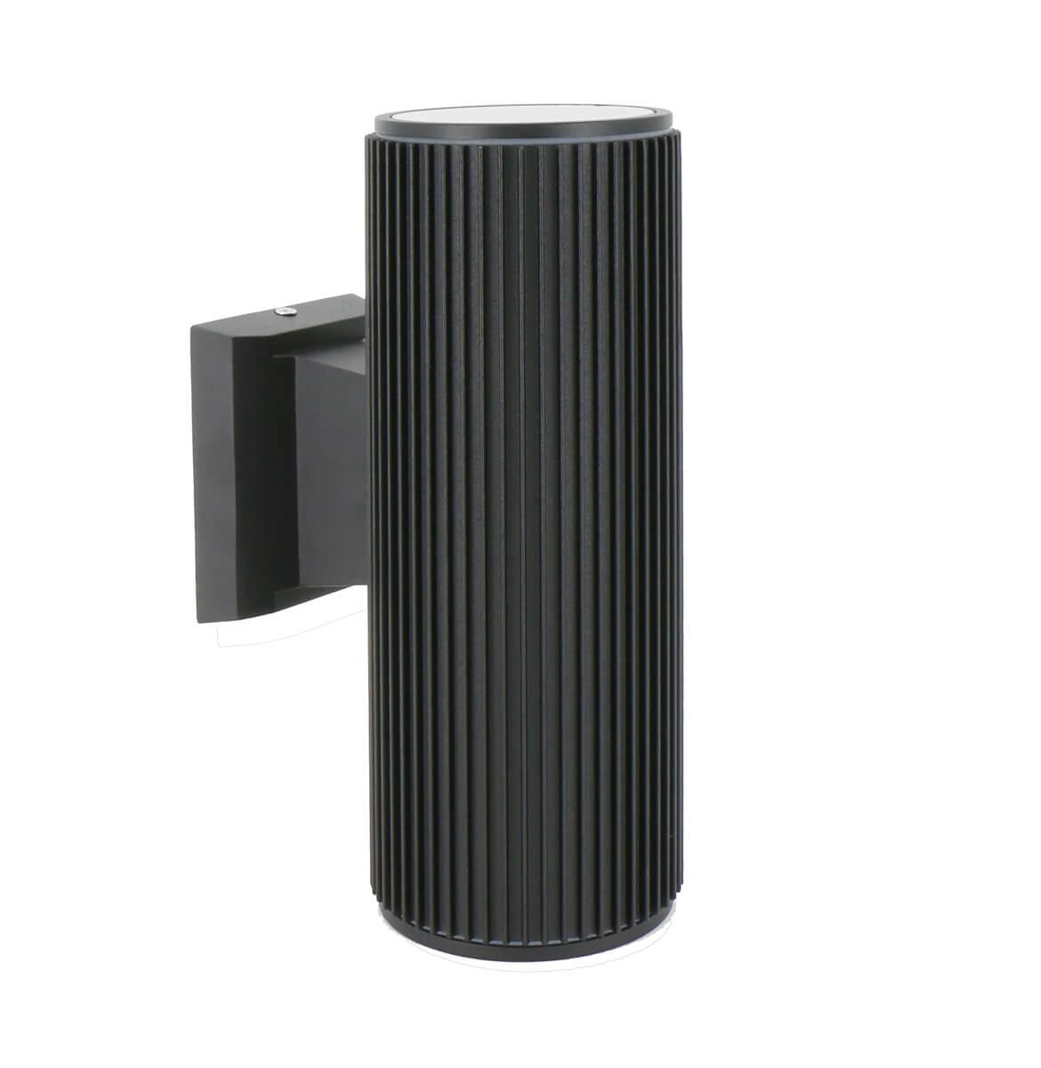 картинка Уличный настенный светильник Favourite Pola 2858-2W от магазина pro-decor.kz