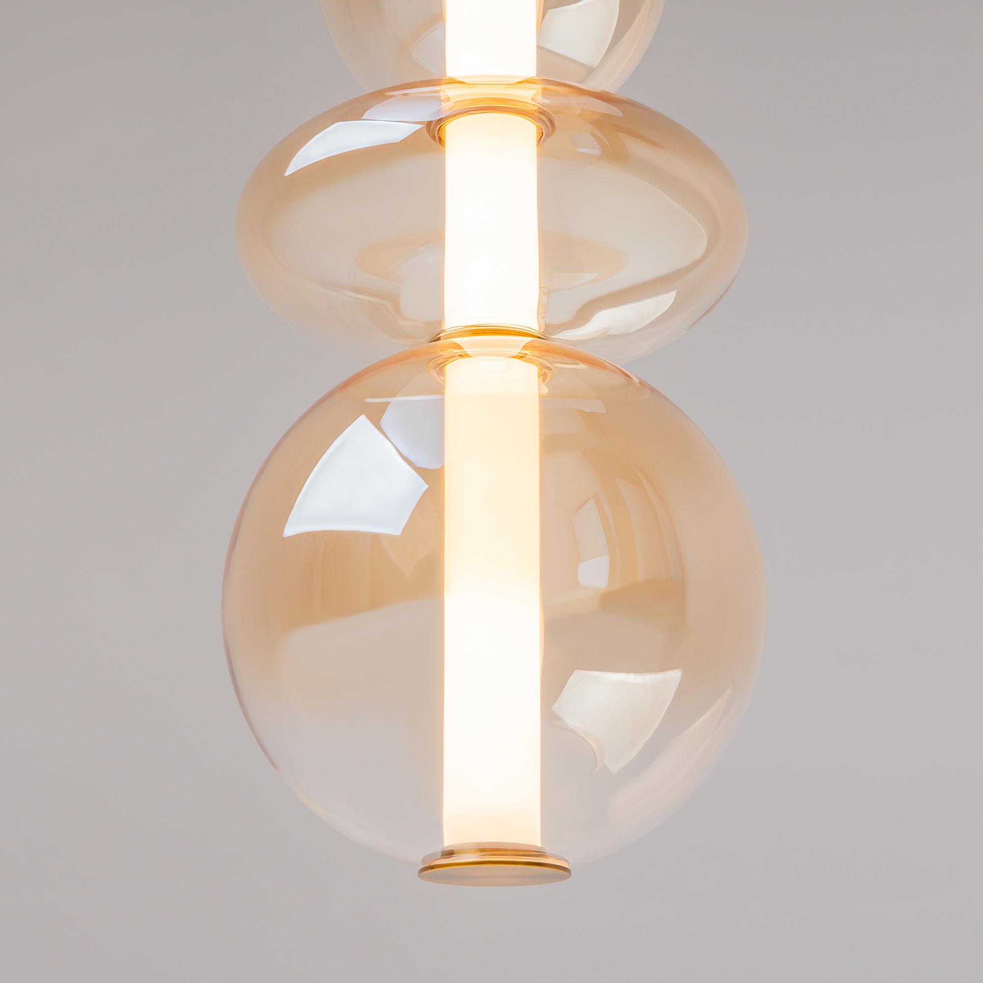 картинка Подвесной светильник Maytoni MOD307PL-L36BS3K от магазина pro-decor.kz