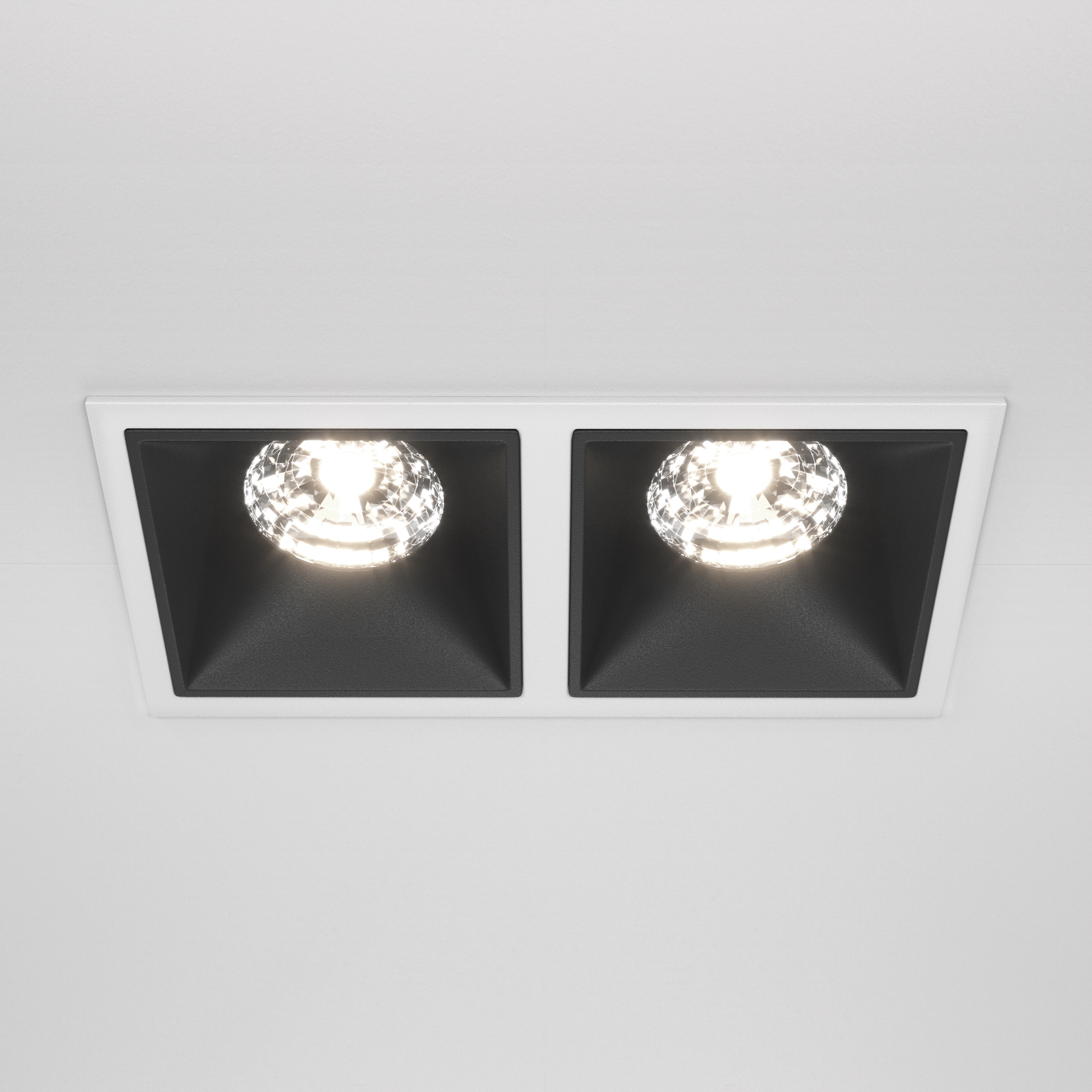 картинка Встраиваемый светильник Technical DL043-02-15W4K-SQ-WB от магазина pro-decor.kz