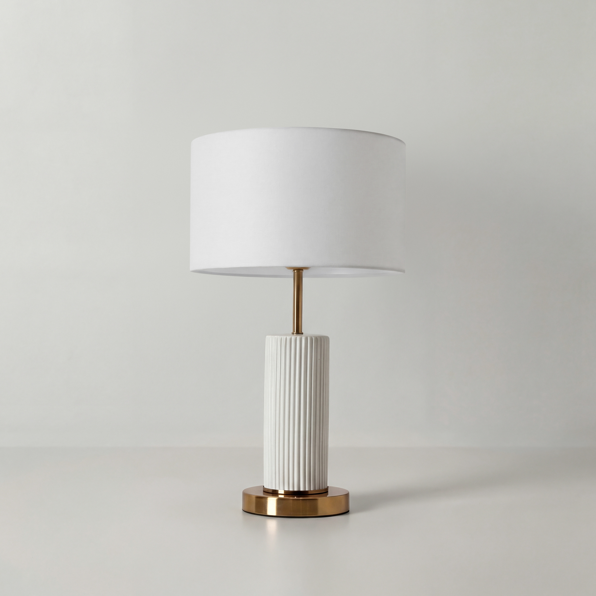 картинка Настольный светильник Freya FR5491TL-01BS от магазина pro-decor.kz