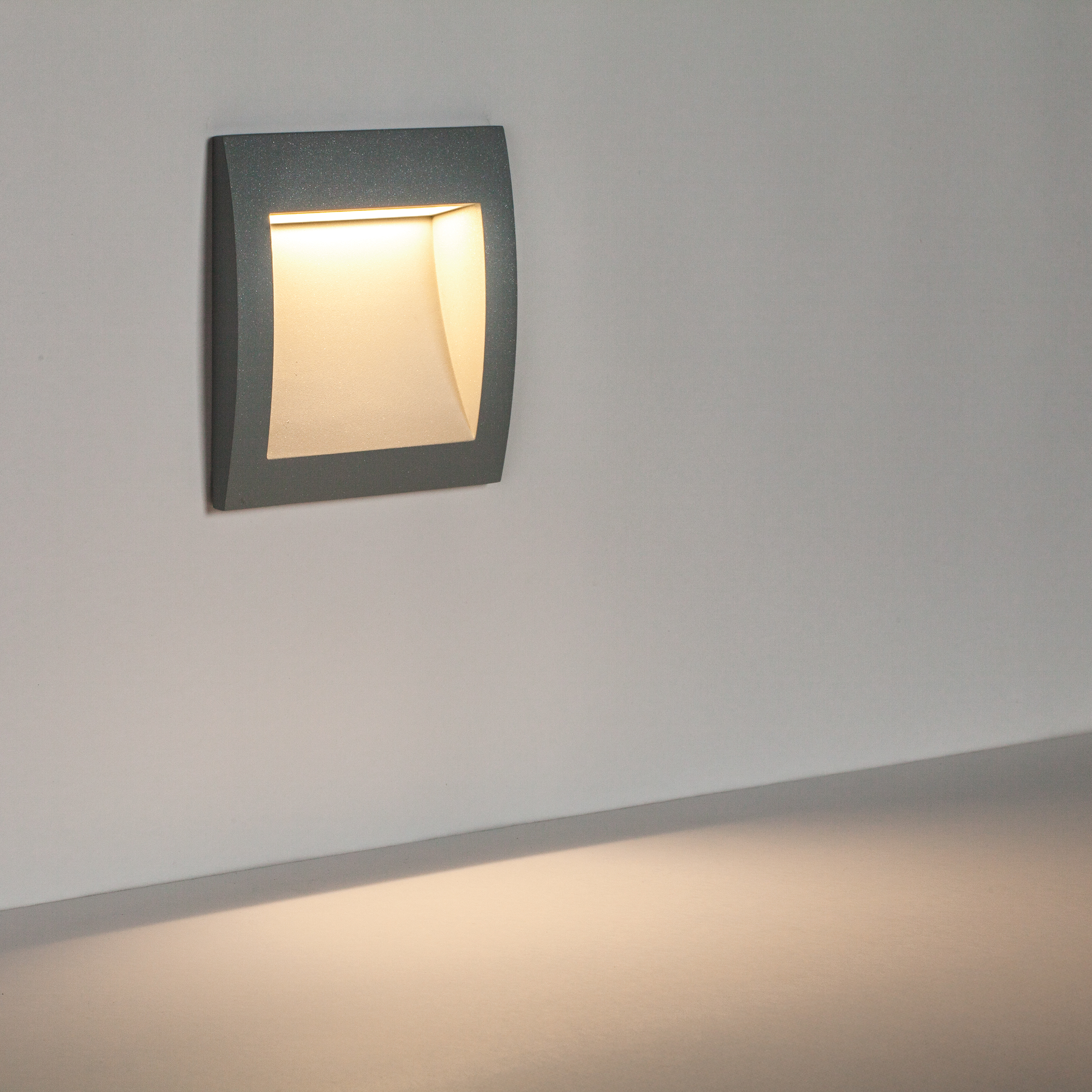 картинка Уличный светодиодный светильник Lightstar Estra 383692 от магазина pro-decor.kz