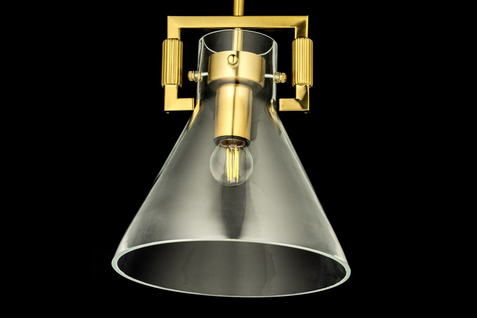 картинка Светильник подвесной Arti Lampadari Daiano E 1.P3 CL от магазина pro-decor.kz