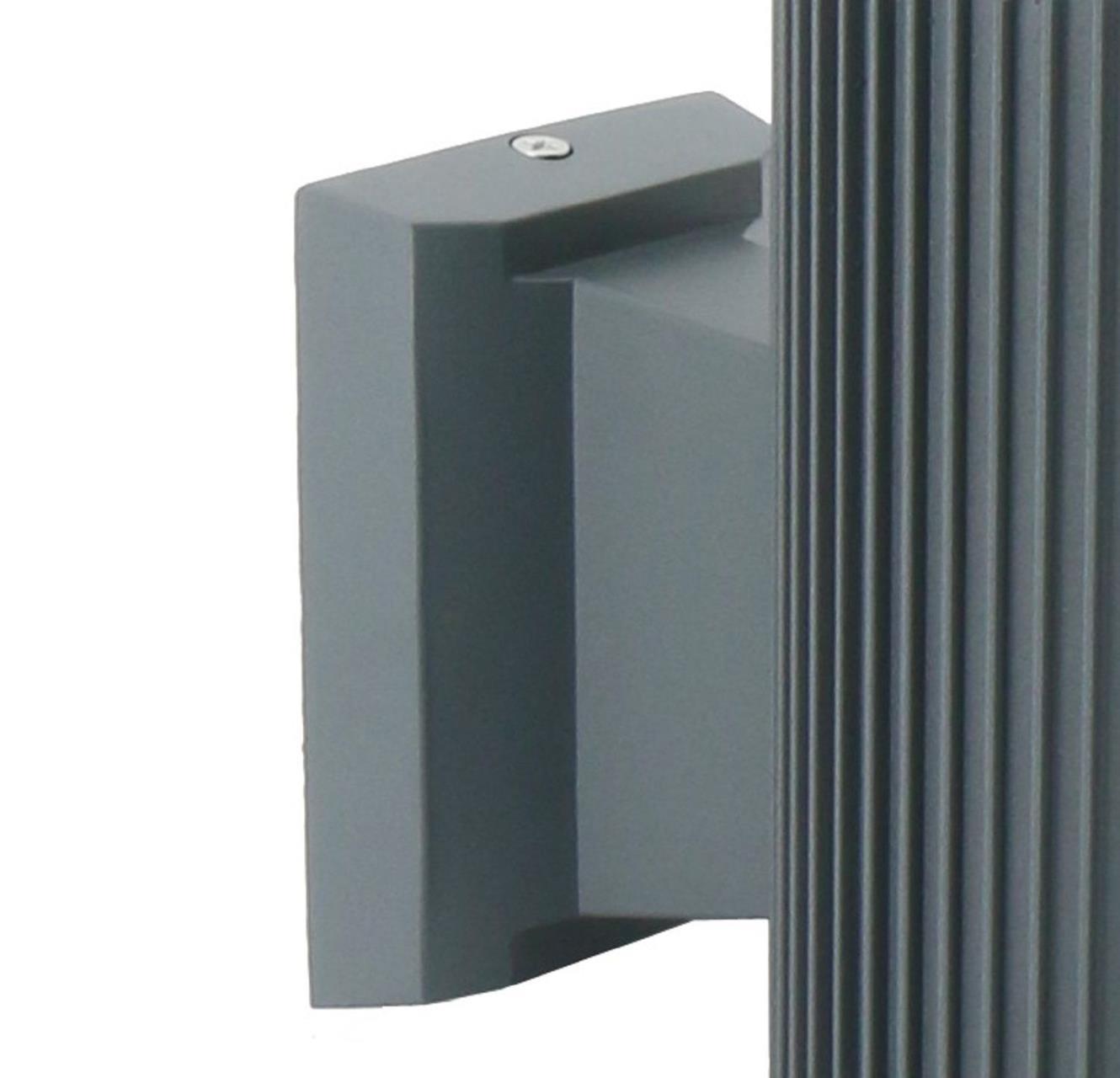 картинка Уличный настенный светильник Favourite Pola 2859-1W от магазина pro-decor.kz