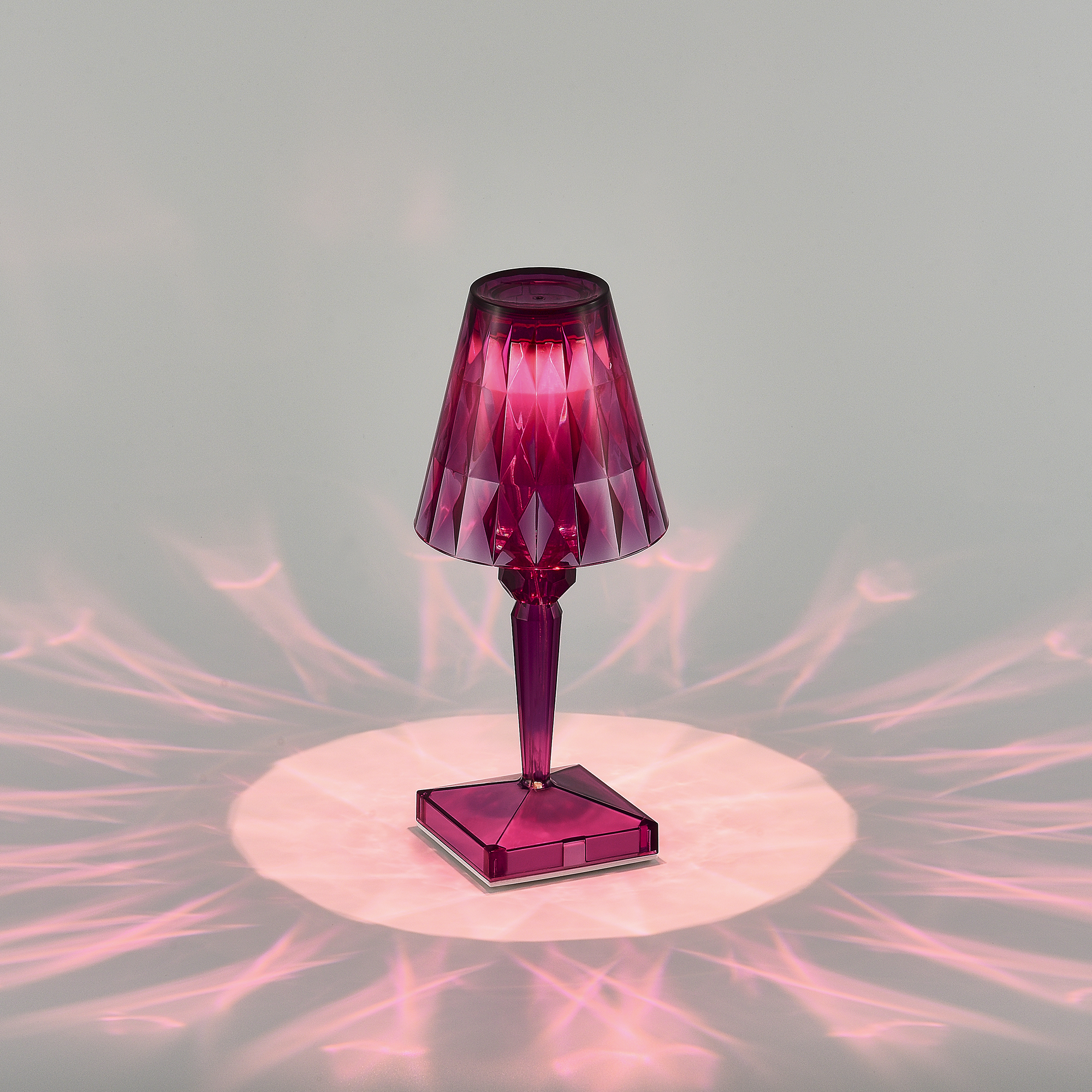 картинка SL1010.704.01 Прикроватная лампа ST-Luce SPARKLE от магазина pro-decor.kz