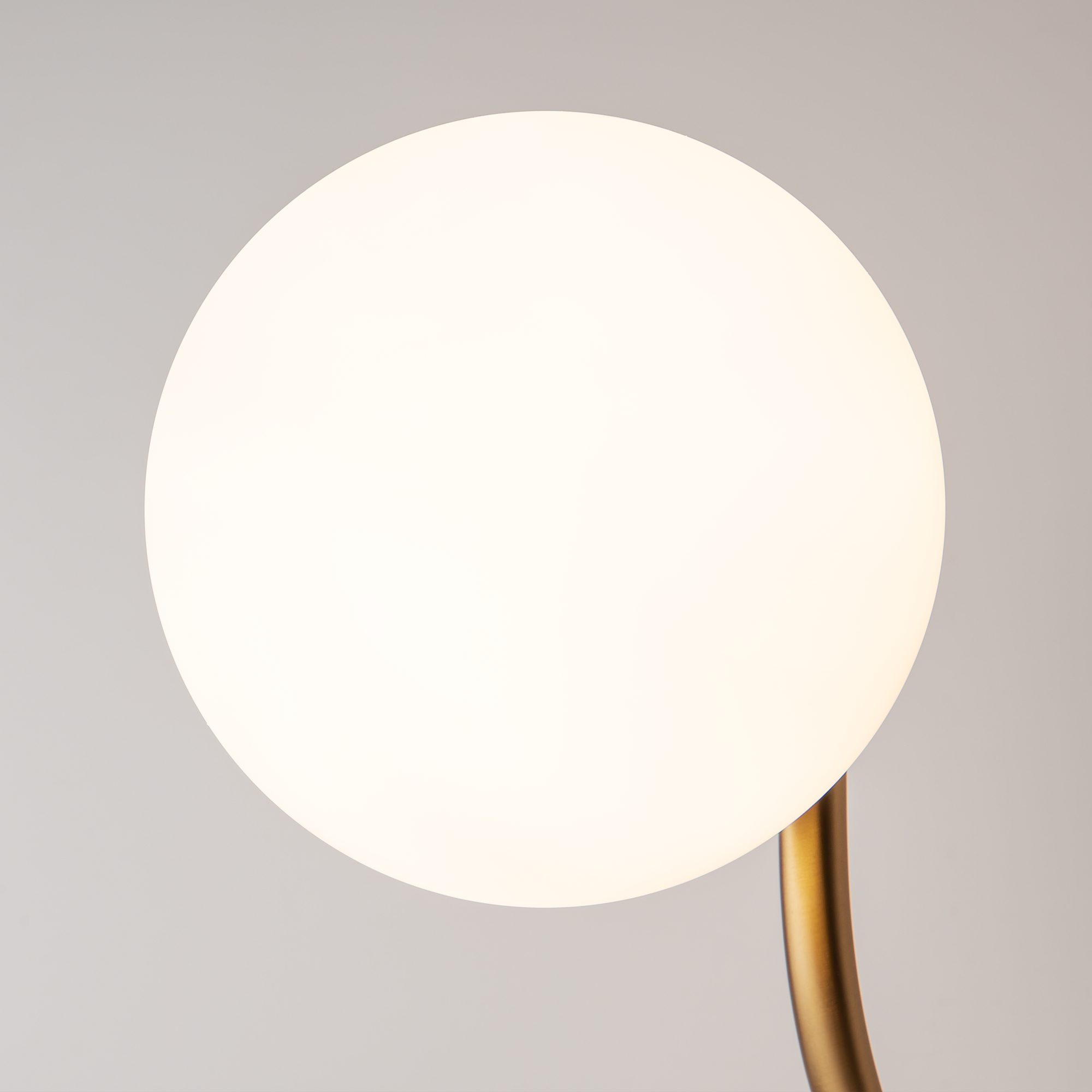 картинка Бра Maytoni MOD109WL-01BS магазин pro-decor.kz являющийся официальным дистрибьютором в Казахстане картинка Бра Maytoni MOD109WL-01BS от магазина pro-decor.kz