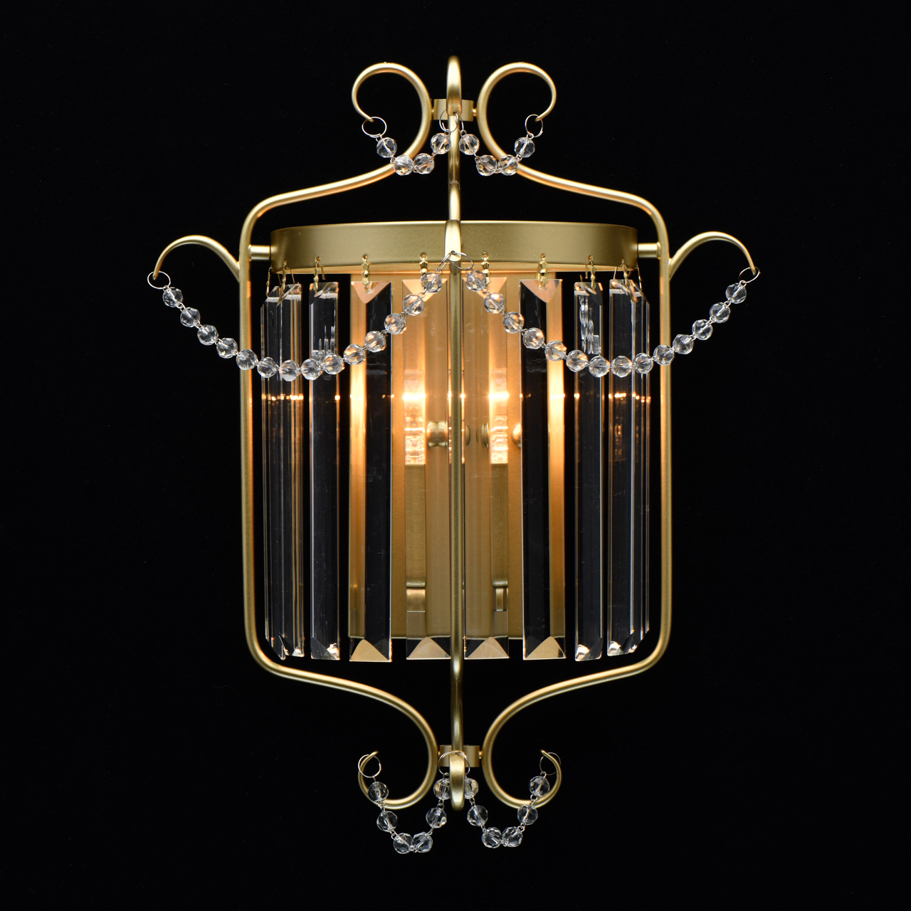 картинка Настенный светильник MW-Light Адель 373024701 от магазина pro-decor.kz