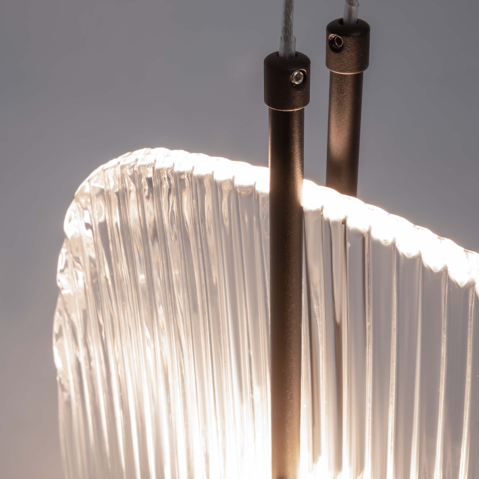 картинка Подвесной светильник Maytoni MOD152PL-L1BK от магазина pro-decor.kz